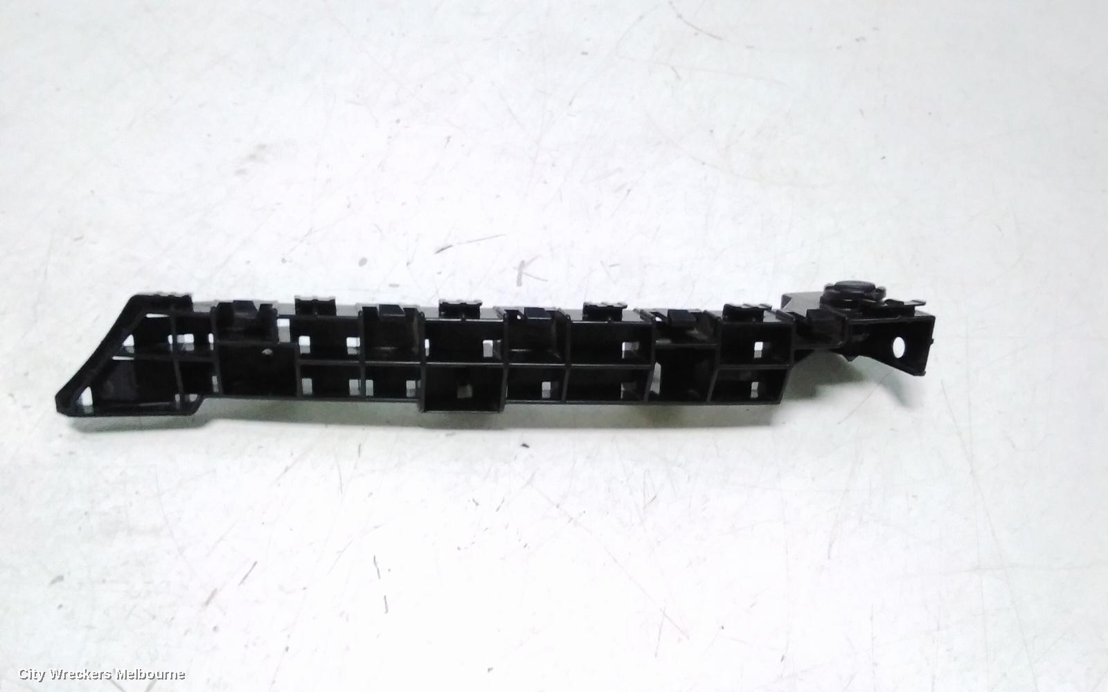 SUBARU IMPREZA, G5, 09/2016 - 09/2023, RHF BAR RETAINER : 116423 - Image 3