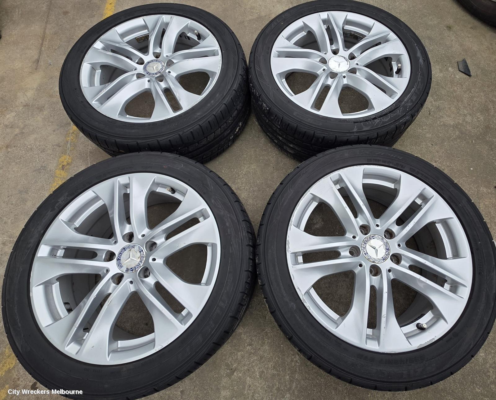 MERCEDES CLC CLASS WHEEL MAG, FACTORY, 17X7.5IN, FRONT, 5 TWIN SPOKE, CL203, 08/2008 - 03/2011 - Image 2