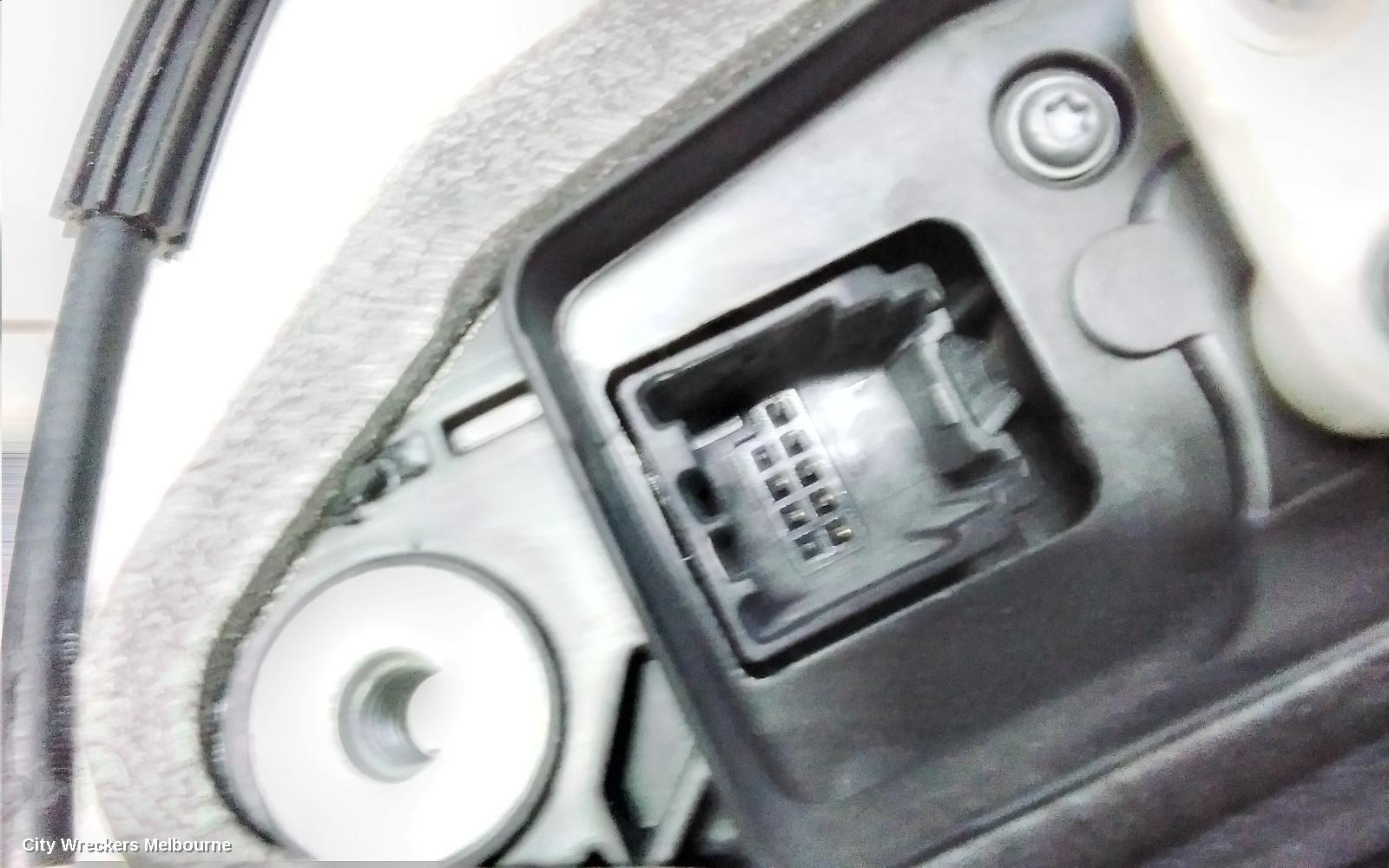 HOLDEN EQUINOX DOOR/BOOT/GATE LOCK, RIGHT FRONT DOOR LOCK, EQ, 09/2017 - 12/2020 - Image 3
