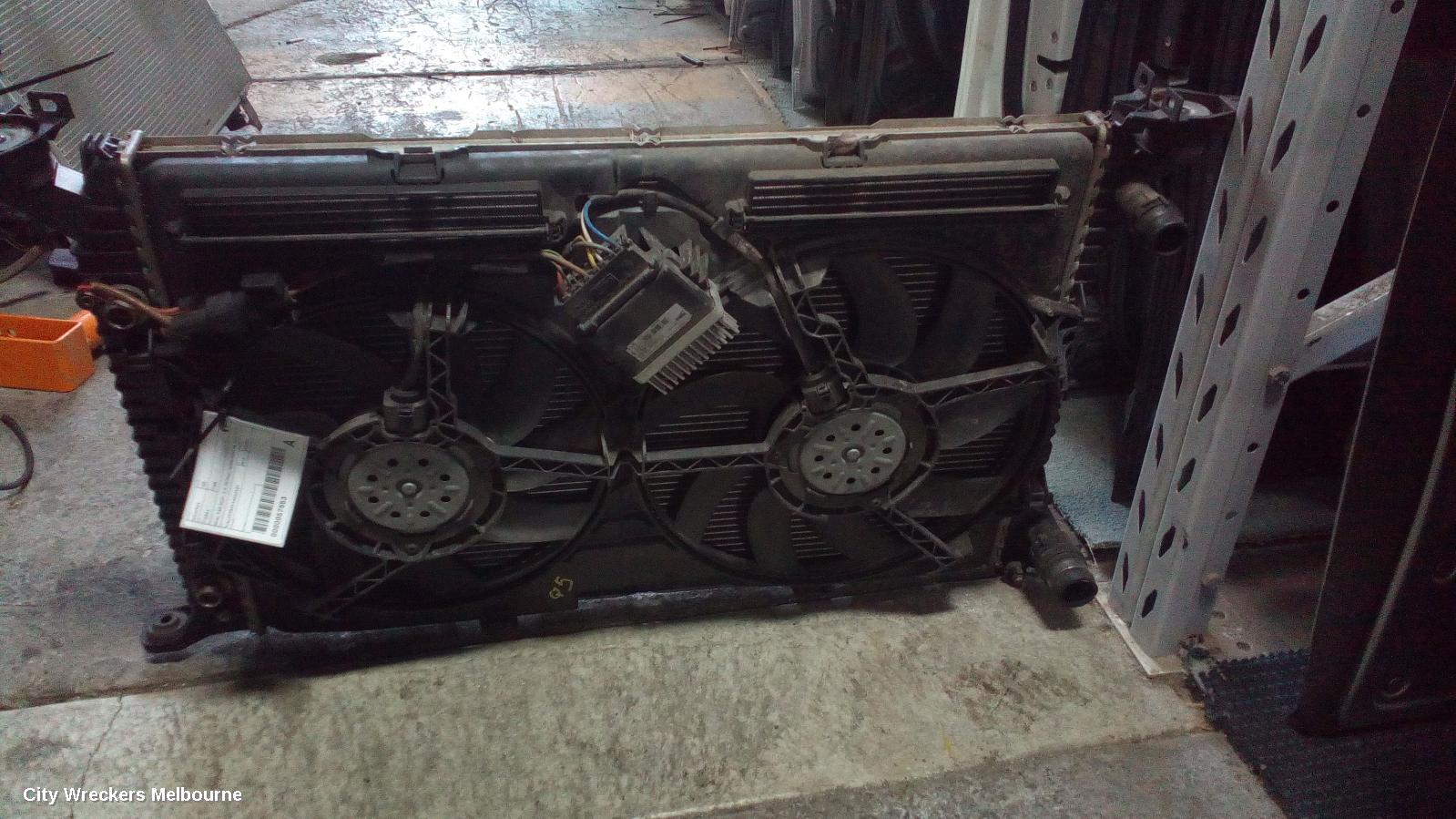 AUDI Q5 RADIATOR, AUTO, 2.0, PETROL, 8R, CDNC CODE, 03/2009 - 10/2012 - Image 2