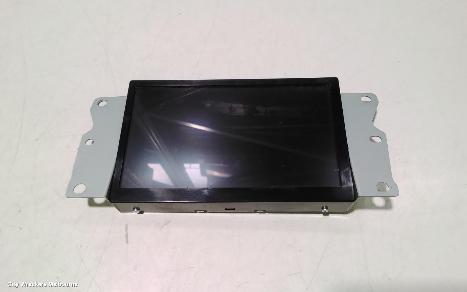 LDV G10 RADIO/CD/DVD/SAT/TV, DISPLAY UNIT, 10IN TOUCHSCREEN, SV7A/SV7C, WAGON/VAN, 04/2015 ONWARDS - Image 3
