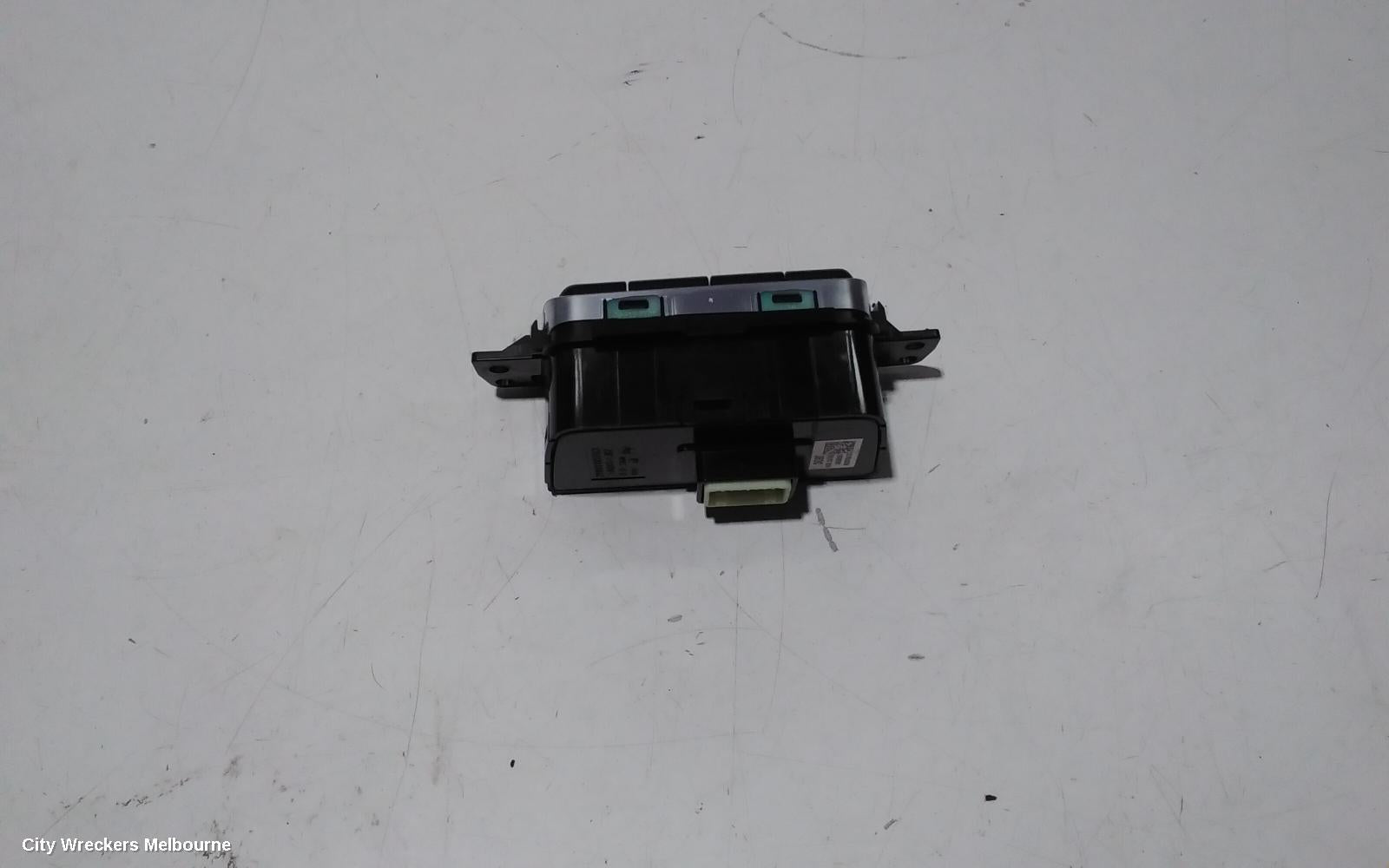 KIA STINGER, CK, 06/2017 - 04/2023, 93700J5830 KIA STINGER SWITCH CONTROL PANEL RADAR LANE BOOT FUEL CONTROL SWITCH 2017-2022: 102520 - Image 3