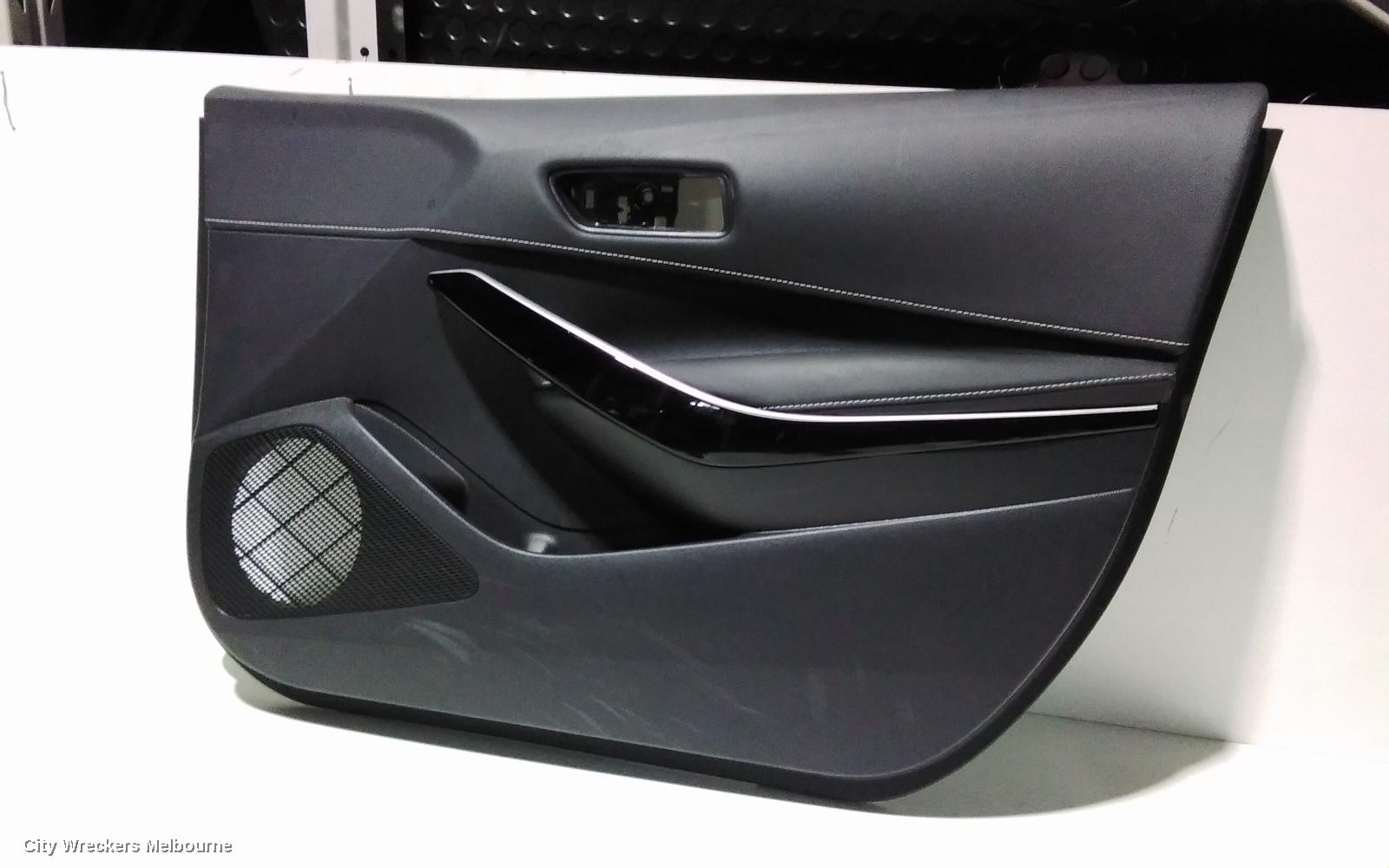 TOYOTA COROLLA DOOR TRIM, ZWE219R, RH FRONT, HATCH, 07/2018 ONWARDS - Image 2