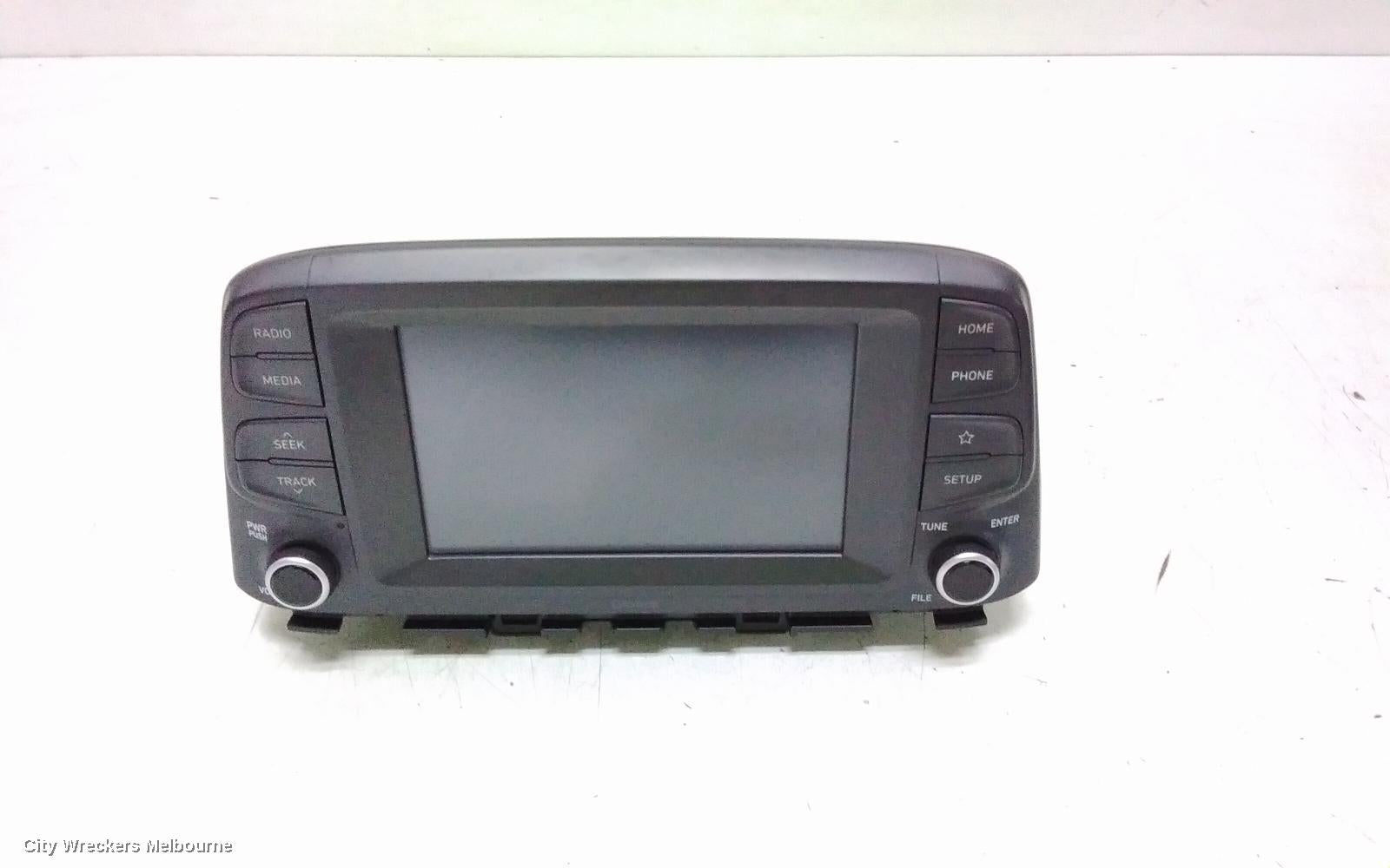 HYUNDAI KONA RADIO/CD/DVD/SAT/TV, DISPLAY UNIT, 7 IN, OS, 09/2017 ONWARDS 10/2020 - Image 1