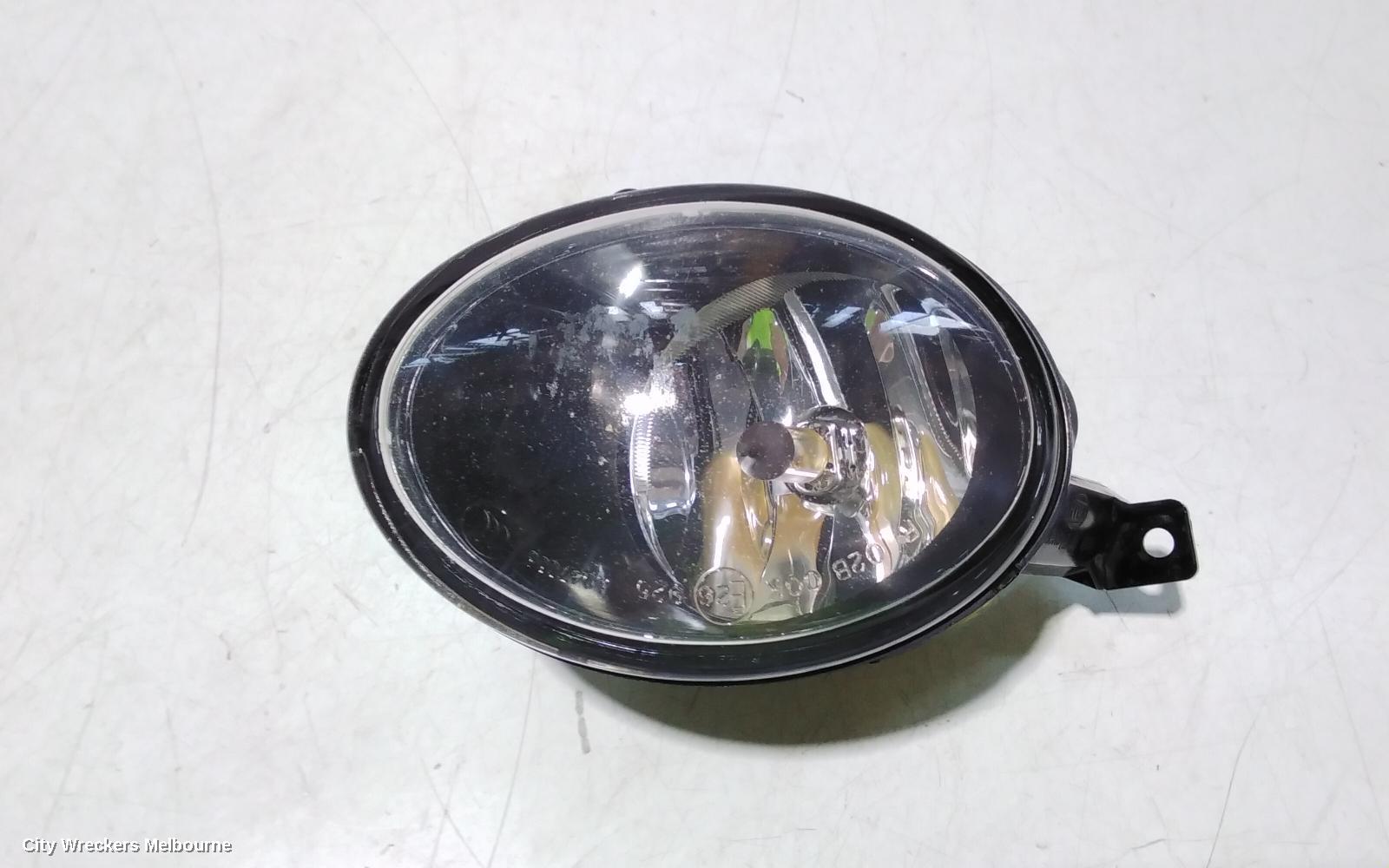 VOLKSWAGEN GOLF RIGHT INDICATOR/FOG/SIDE, BUMPER FOGLAMP, GEN 6, STANDARD TYPE, 12/2008 - 01/2016 - Image 1