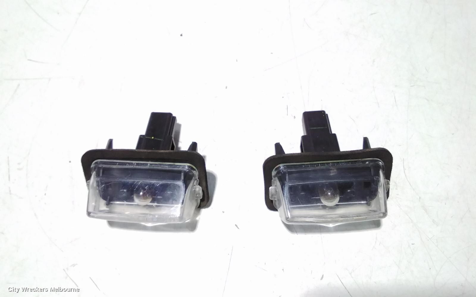 TOYOTA KLUGER NUMBER PLATE LAMP, XU50 SERIES, 03/2014 - 02/2021 - Image 2