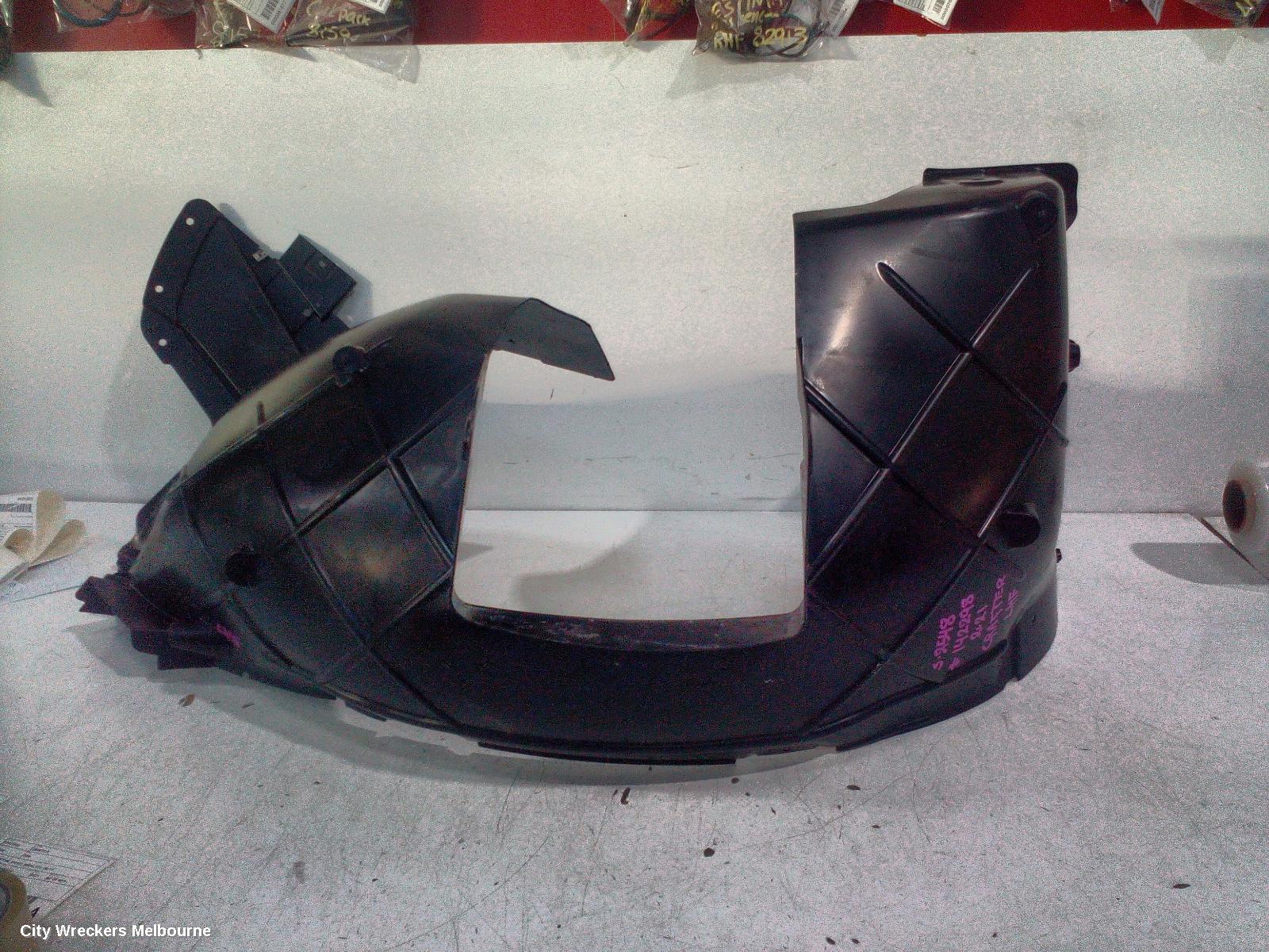 VOLKSWAGEN CRAFTER LEFT GUARD LINER, SY1, 08/2017 ONWARDS - Image 1