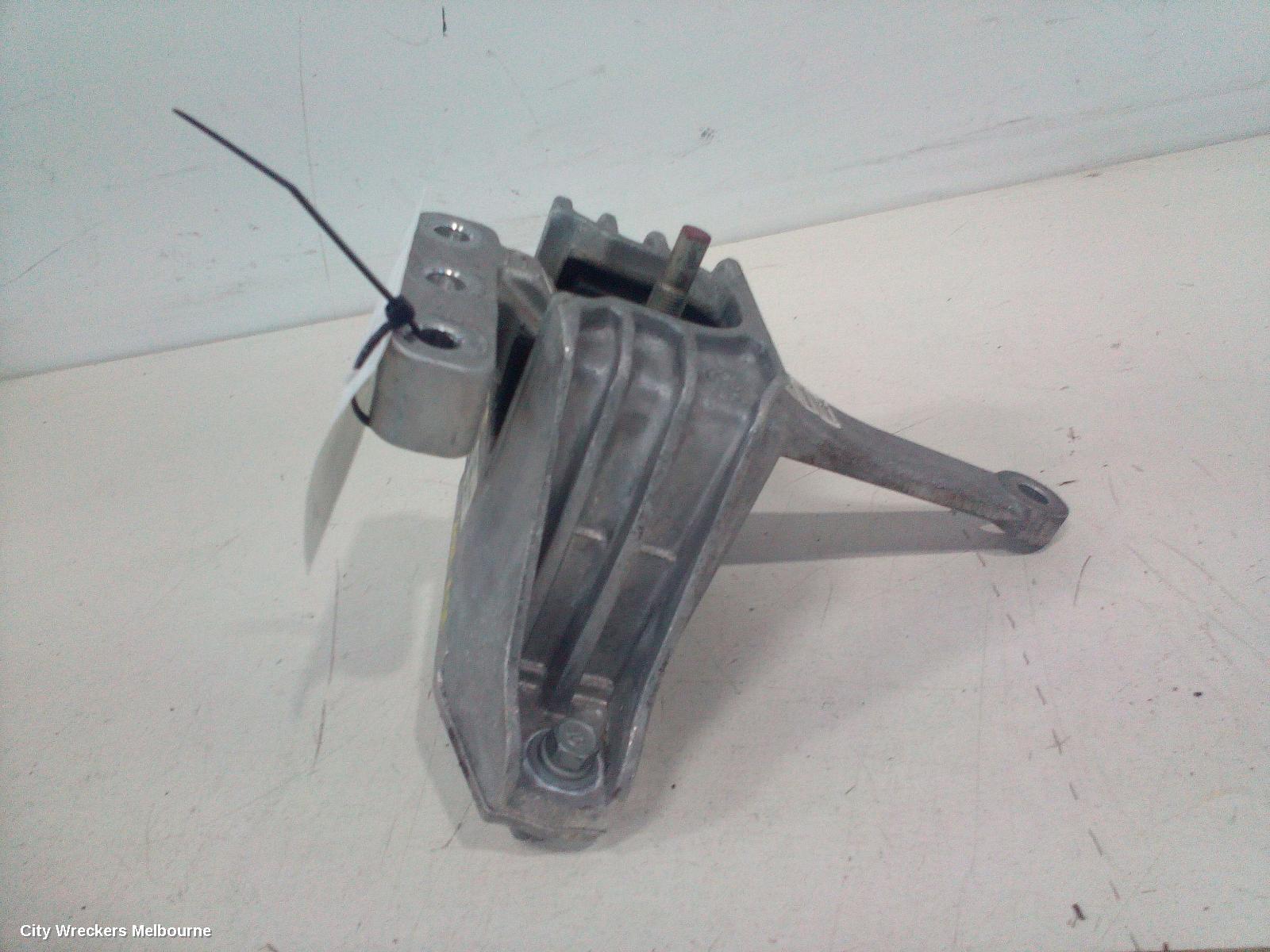 HYUNDAI I30 MOUNT, PD, HATCH, 03/2017 ONWARDS - Image 3