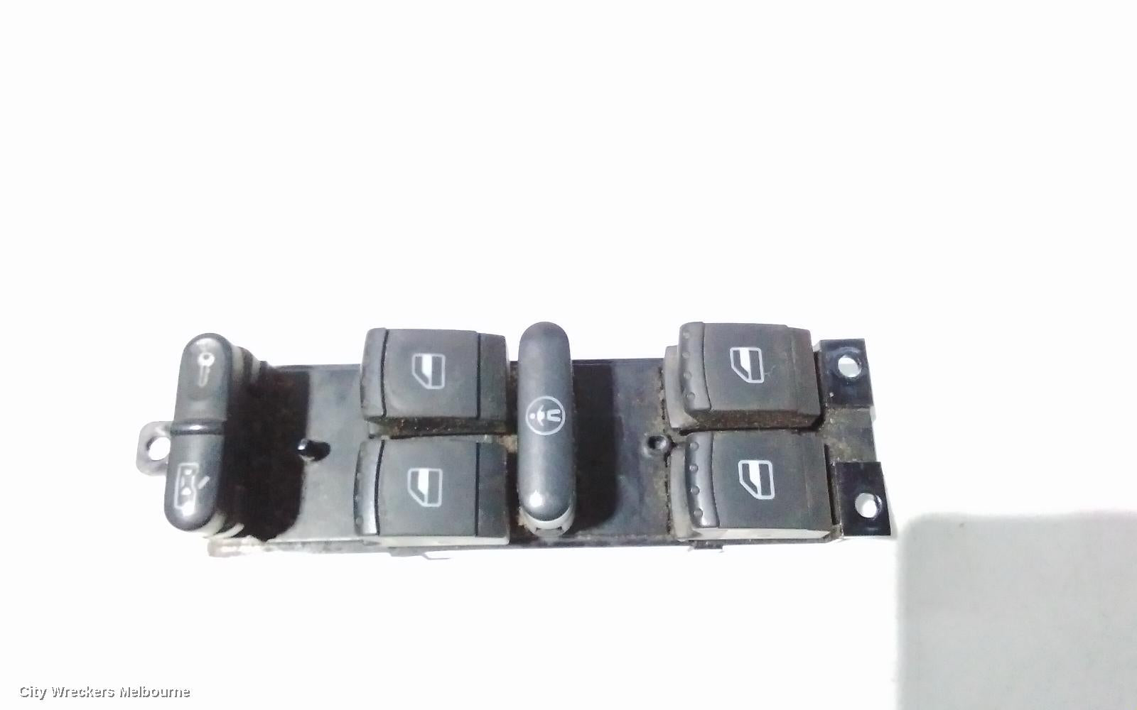 VOLKSWAGEN JETTA PWR DR WIND SWITCH, RH FRONT (MASTER SWITCH), 4 SWITCHES TYPE, 1KM, 02/2006 - 07/2011 - Image 2