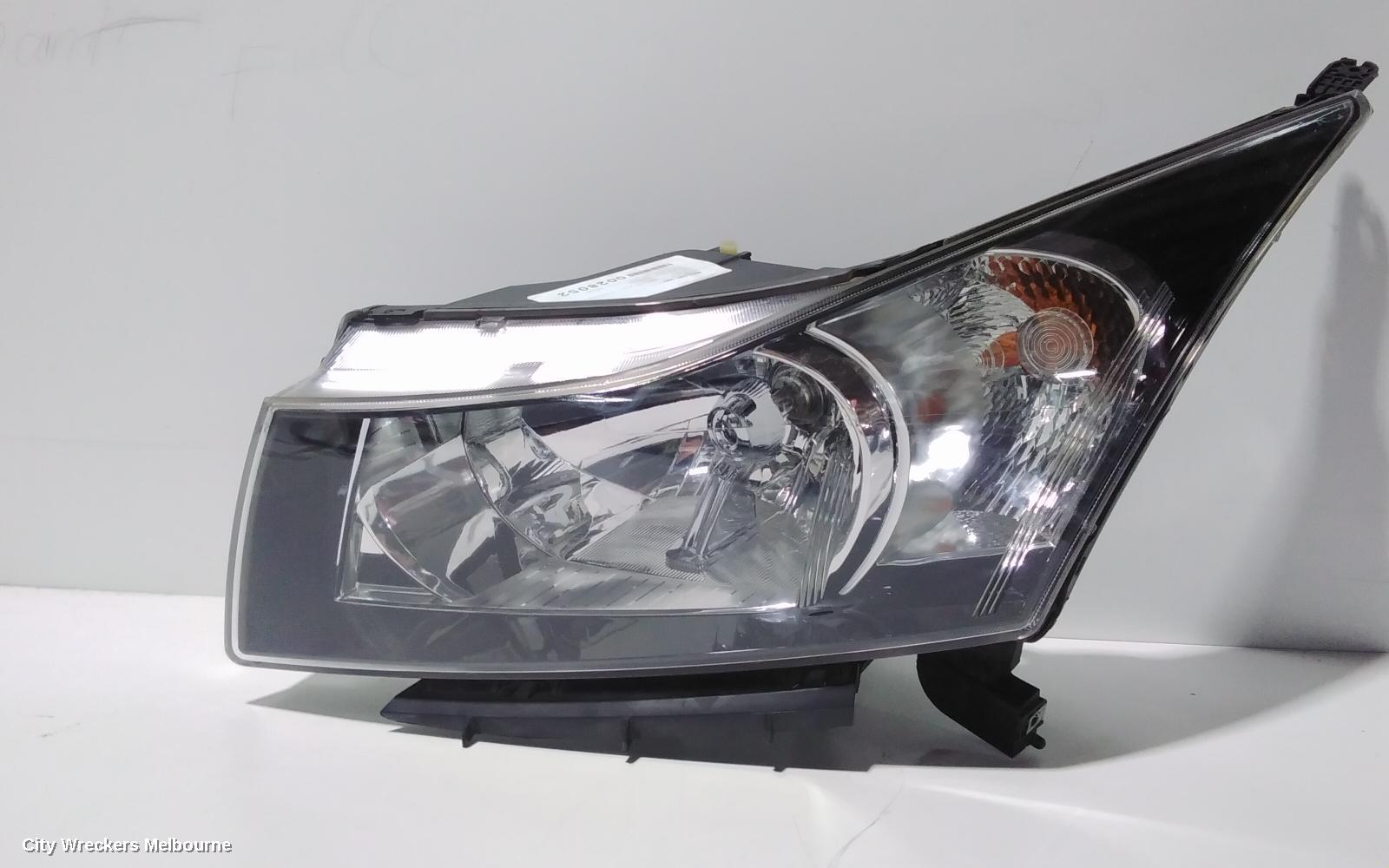 HOLDEN CRUZE LEFT HEADLAMP, JG, 03/2009 - 02/2011 - Image 3