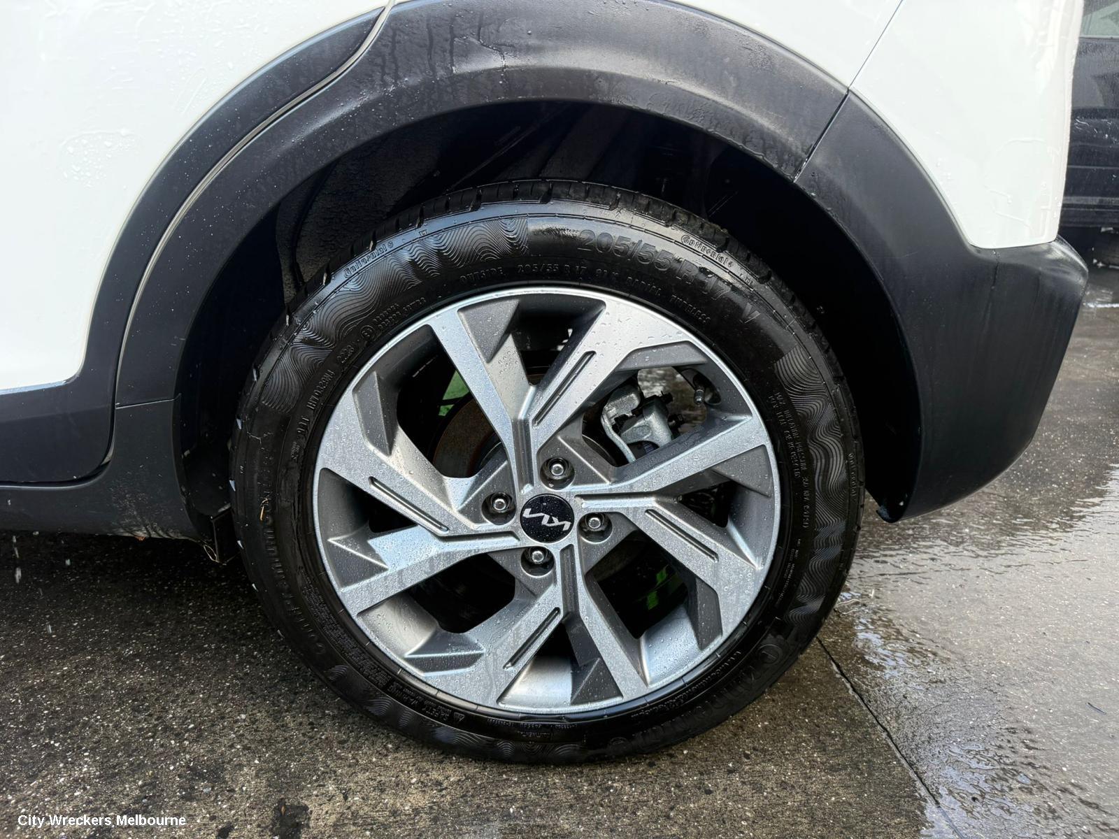 KIA STONIC WHEEL MAG, FACTORY, 17X6IN, 4 Y SPOKE, YB, 08/2020 ONWARDS - Image 1