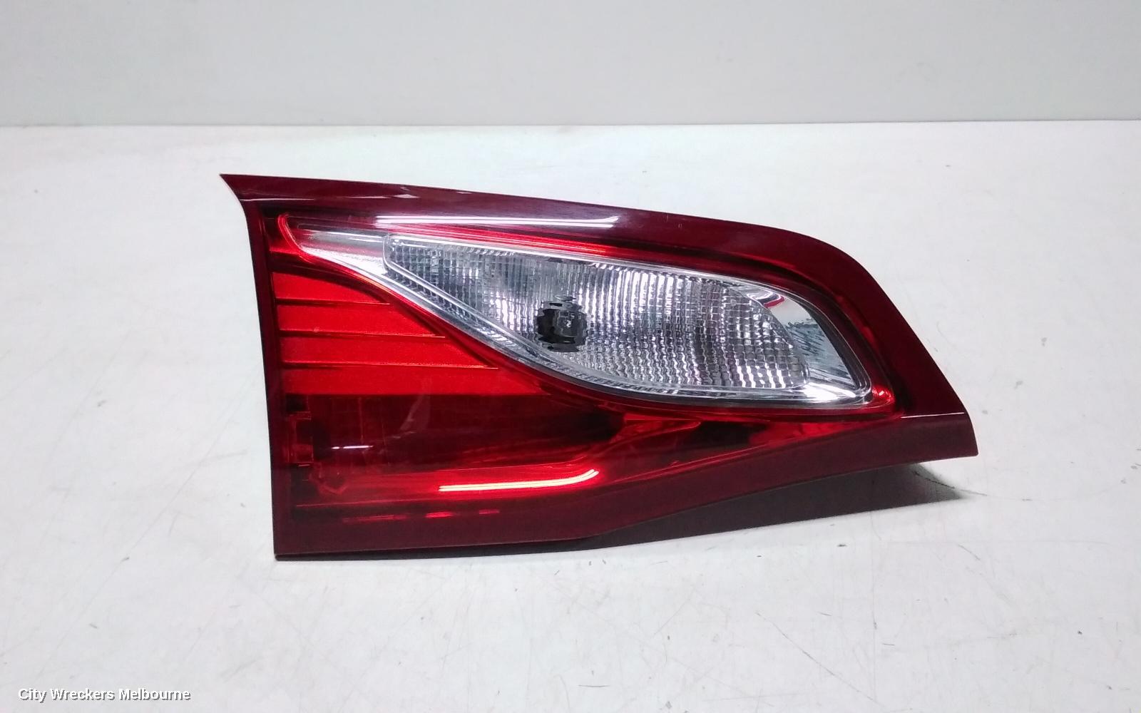 HOLDEN EQUINOX REAR GARNISH, TAILGATE LAMP (LH SIDE), STANDARD TYPE, EQ, 09/2017 - 12/2020 - Image 2