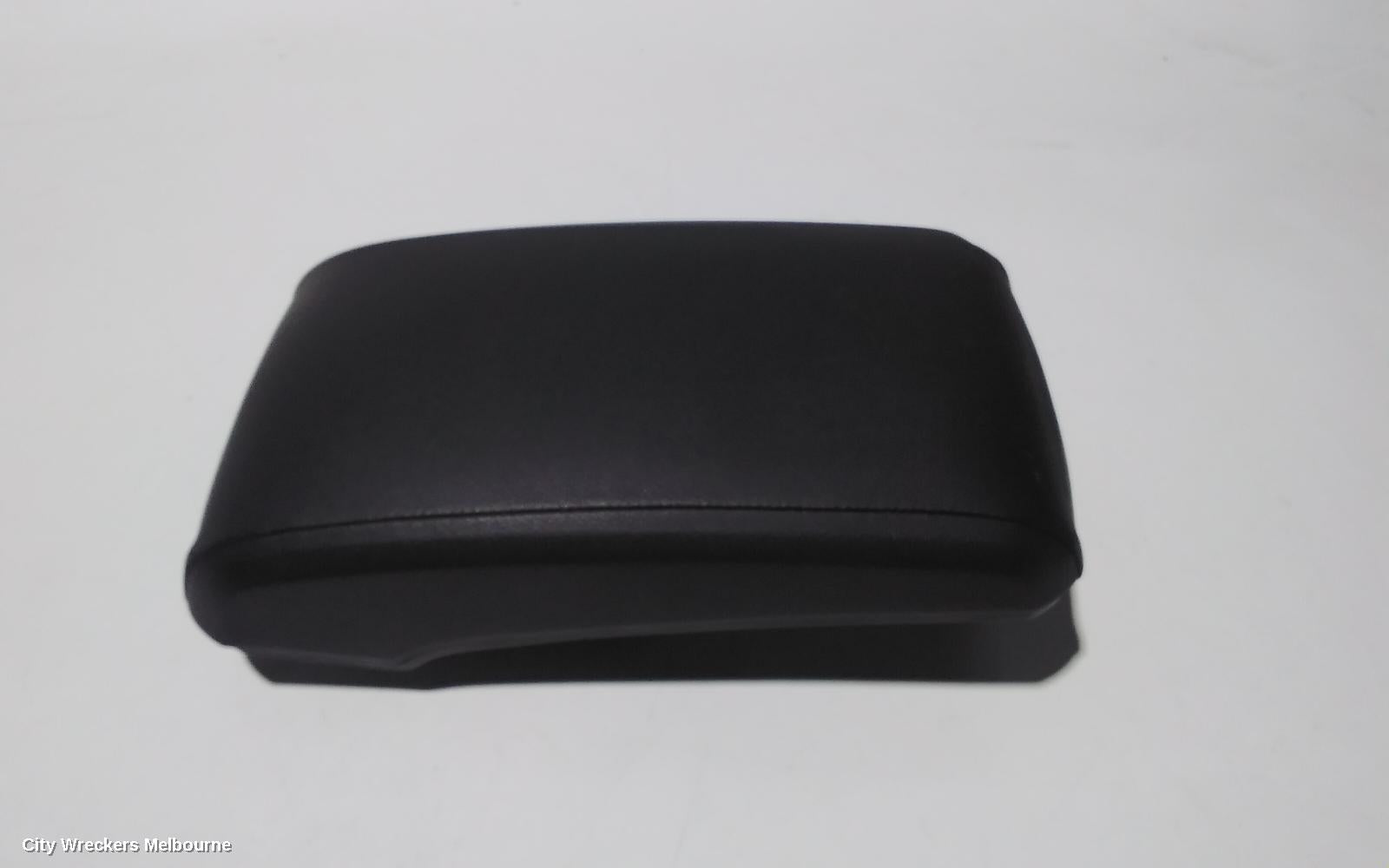 HOLDEN COLORADO CONSOLE, RG, 06/2012 - 12/2020 - Image 1