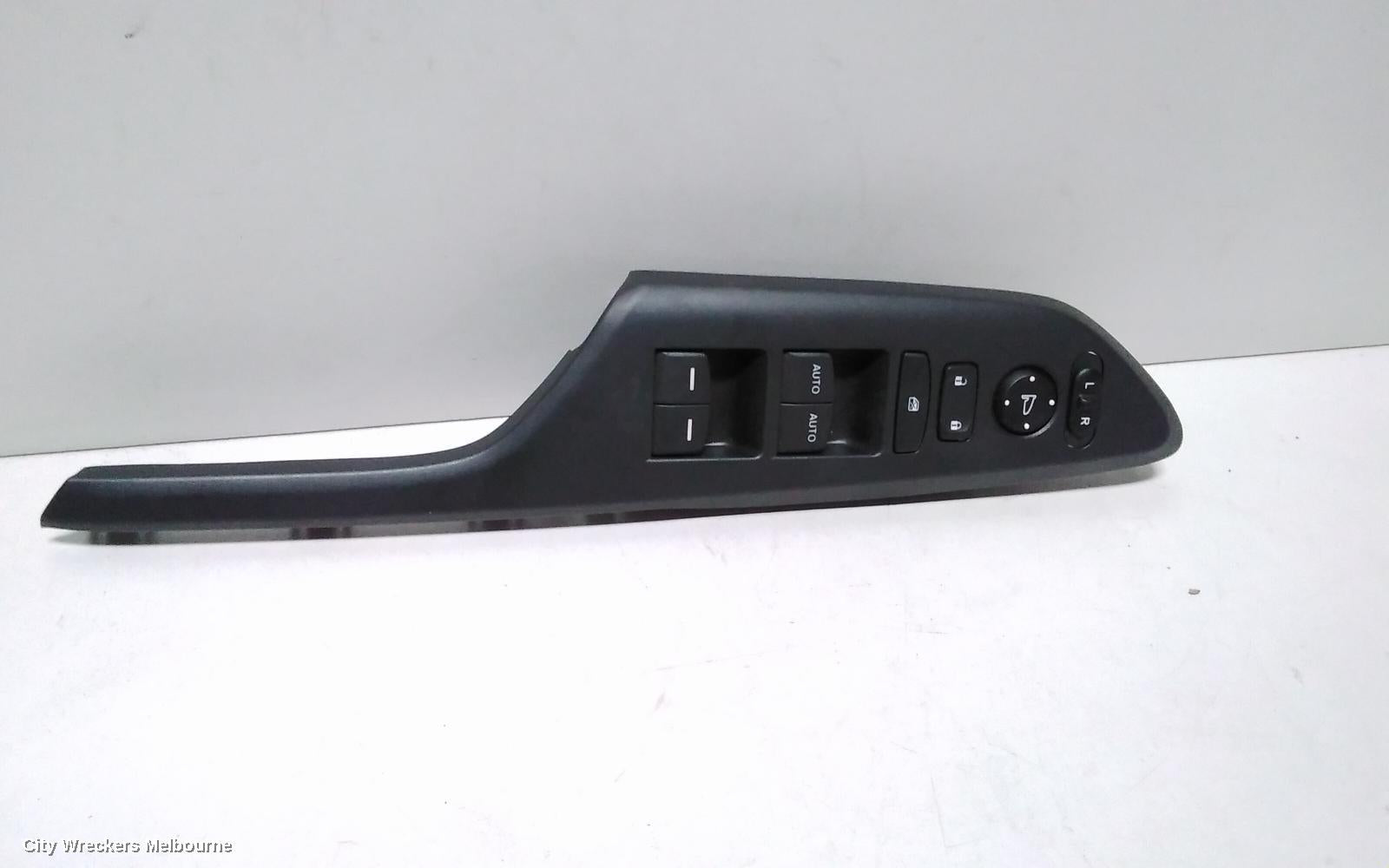 HONDA CIVIC PWR DR WIND SWITCH, RH FRONT (MASTER SWITCH), SEDAN, 9TH GEN, 04/2014 - 04/2016 - Image 2