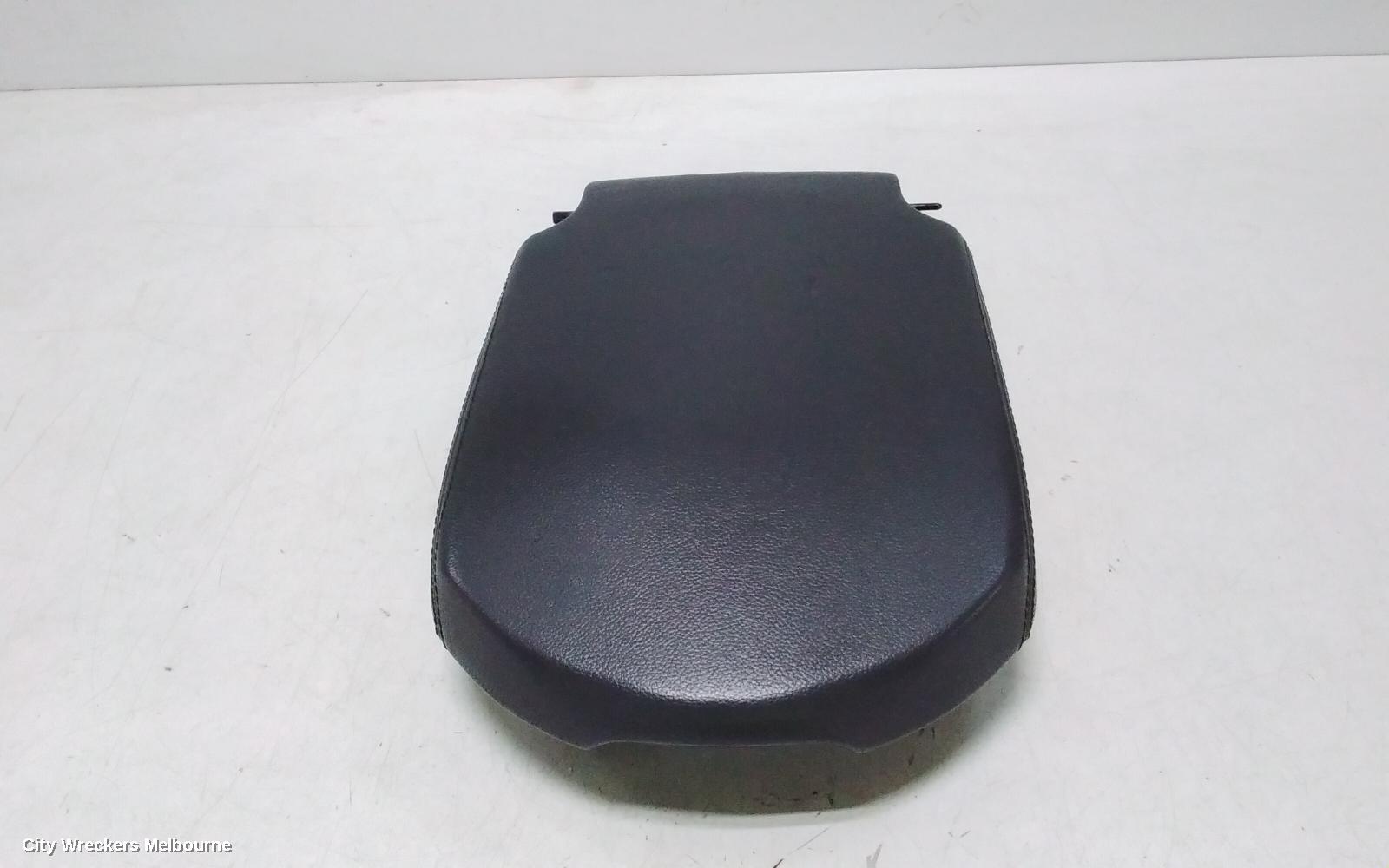 LAND ROVER RANGEROVER SPORT CONSOLE, L494, 12/2013 - 04/2022 - Image 2