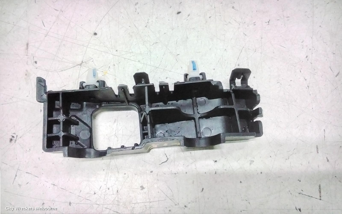 HYUNDAI TUCSON, TL, 06/2015 - 01/2021, LHF BRACKET: 147292 - Image 3