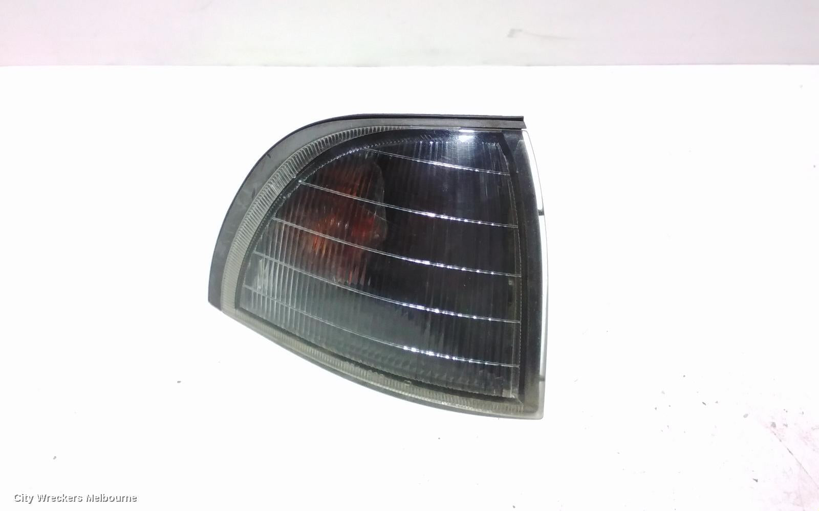MITSUBISHI MAGNA RIGHT INDICATOR/FOG/SIDE, CORNER LAMP, TH-TJ, 03/1999 - 07/2003 - Image 1