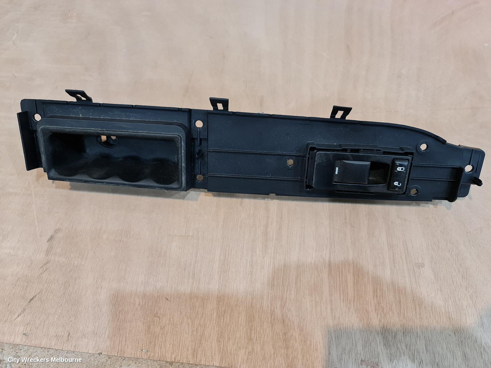 JEEP PATRIOT PWR DR WIND SWITCH, LH REAR, MK, 08/2007 - 12/2016 - Image 1