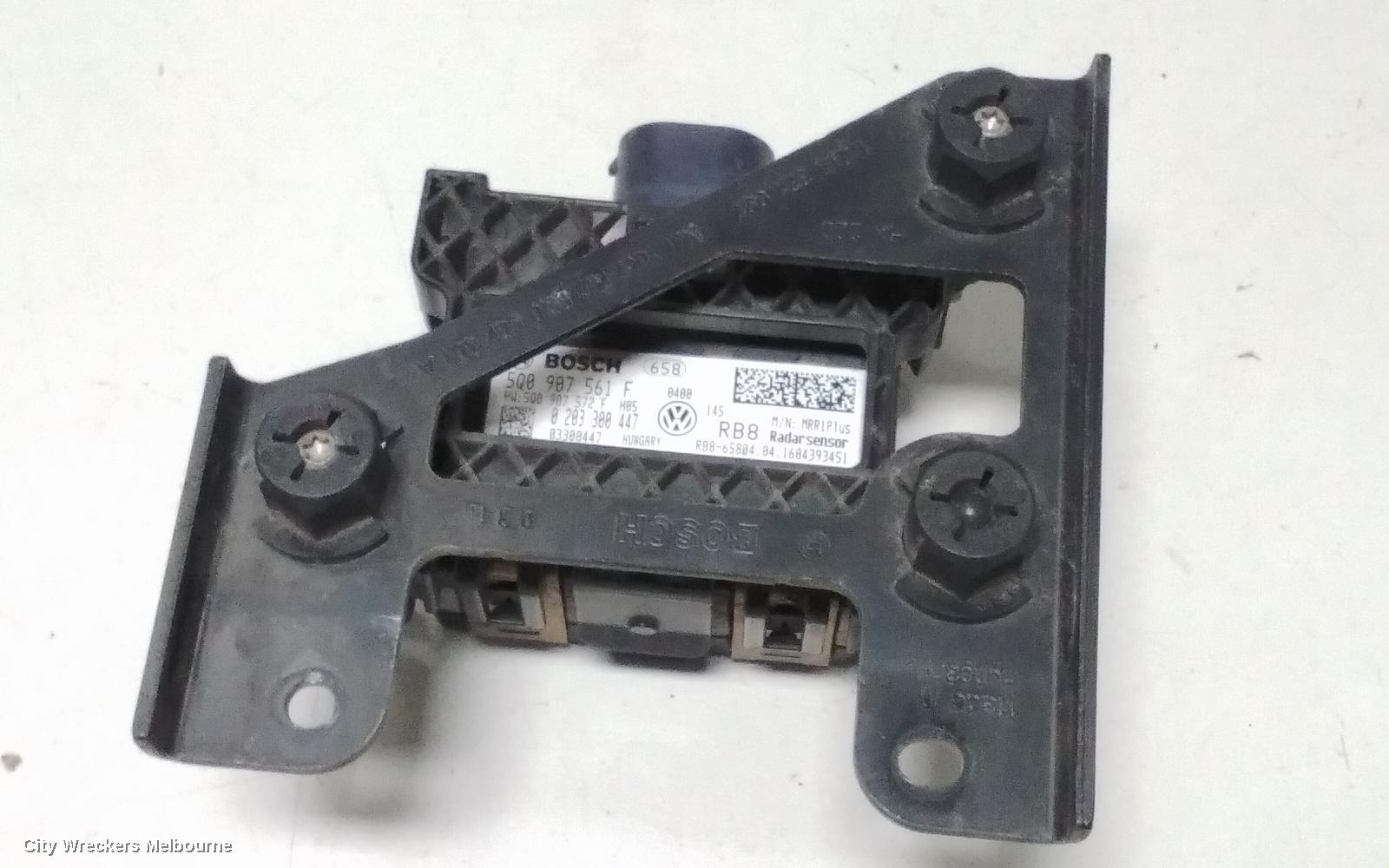 VOLKSWAGEN POLO, 6R, 05/2010 - 09/2017, (SEE NOTES) 5Q0 907 561 F -- RADAR CRUISE SENSOR -- CONTROL UNIT WITH SOFTWARE FOR DISTANCE REGULATION AND RADAR SENSOR: 75288 - Image 3