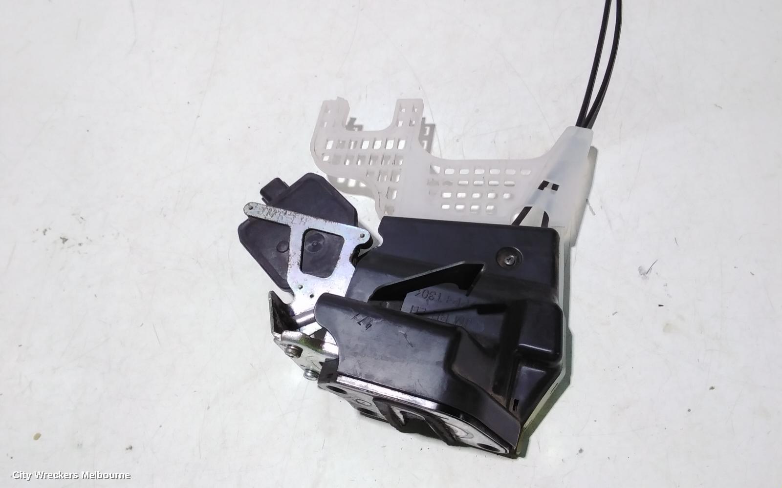 HYUNDAI TUCSON DOOR/BOOT/GATE LOCK, LEFT REAR DOOR LOCK, 08/2004 - 01/2010 - Image 3