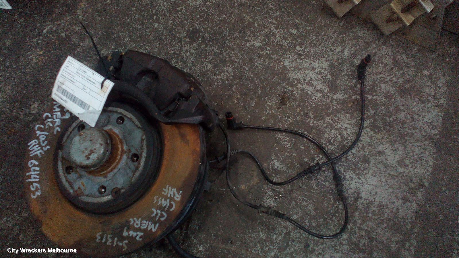 MERCEDES CLC CLASS RIGHT FRONT HUB ASSEMBLY, CL203 08/2008 - 03/2011 - Image 2
