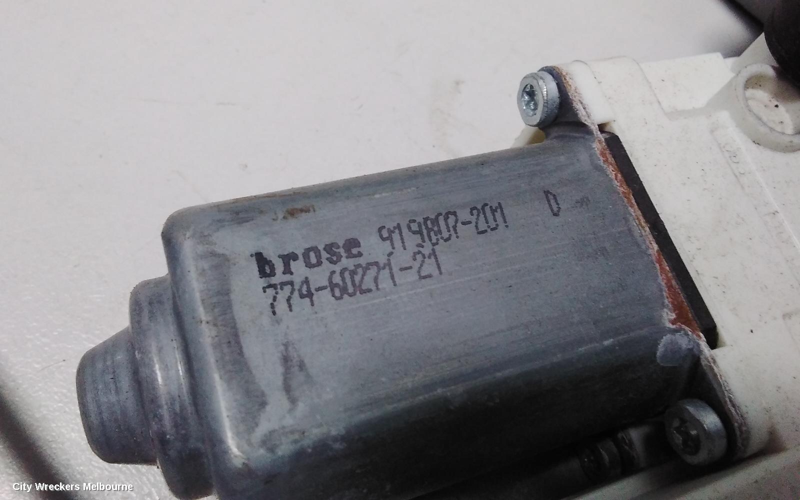 AUDI Q5 RIGHT FRONT WINDOW REG/MOTOR, 8R, DOOR REG ASSY (REG AND MOTOR), 12/2008 - 01/2017 - Image 2