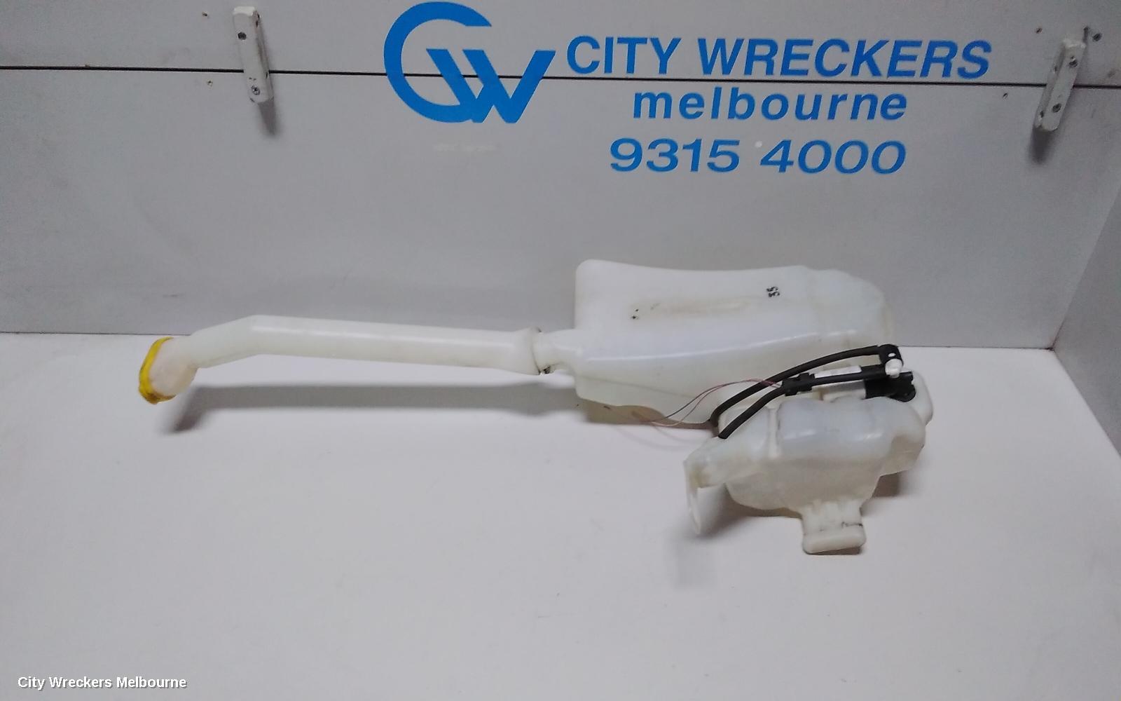 RENAULT TRAFIC WASHER BOTTLE, X83, 05/2007 - 12/2014 - Image 2