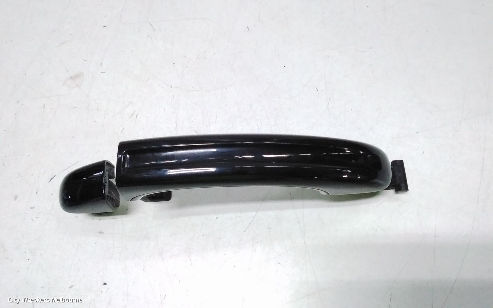AUDI Q7 DOOR HANDLE, 4L, RH FRONT, OUTER, 09/2006 - 08/2015 - Image 3