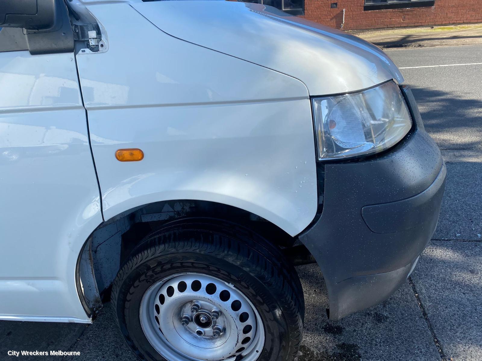 VOLKSWAGEN TRANSPORTER RIGHT GUARD, T5, 08/2004 - 06/2015 - Image 1