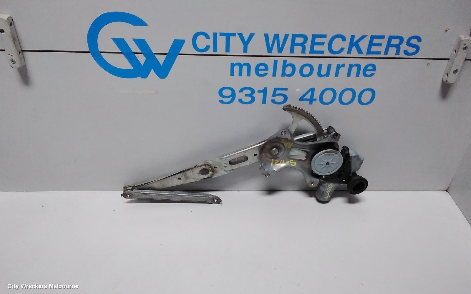 TOYOTA RAV4 RIGHT FRONT WINDOW REG/MOTOR, XA40, 12/2012 - 11/2018 - Image 1