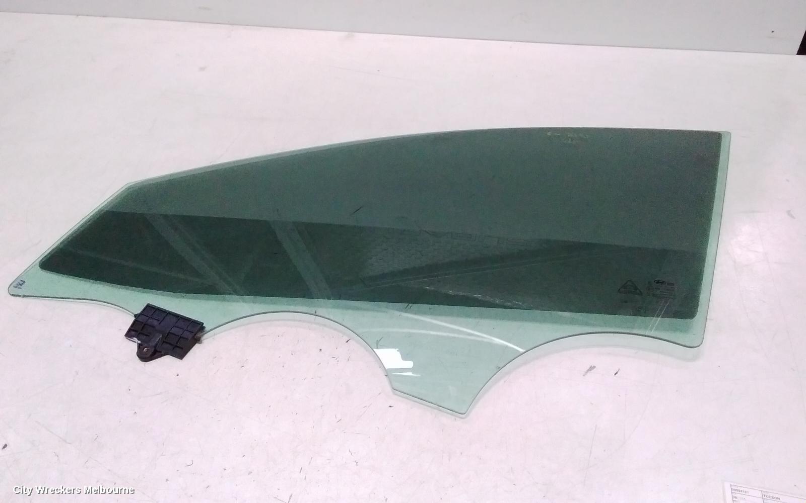 HYUNDAI TUCSON LEFT FRONT DOOR WINDOW, NX4, GREEN TINT TYPE, 02/2021 ONWARDS - Image 1