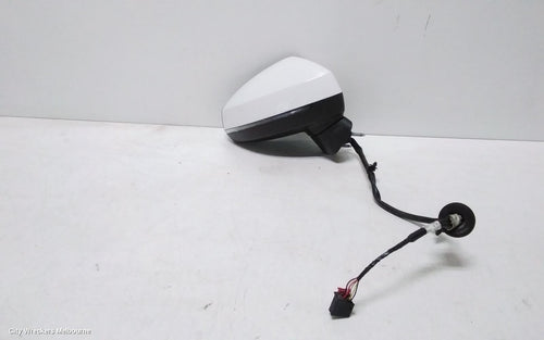 AUDI A3 RIGHT DOOR MIRROR, 8V, A3, SEDAN, MANUAL FOLD, W/ LANE CHANGE ASSIST TYPE (6XC/7Y5), 05/2016 - 10/2020 - Image 1