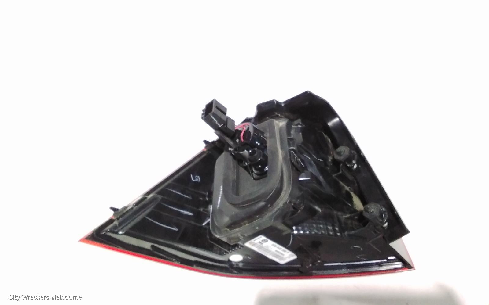 VOLKSWAGEN GOLF RIGHT TAILLIGHT, GEN 7, HATCH, STANDARD, NON LED TYPE, 03/2013 - 03/2017 - Image 3