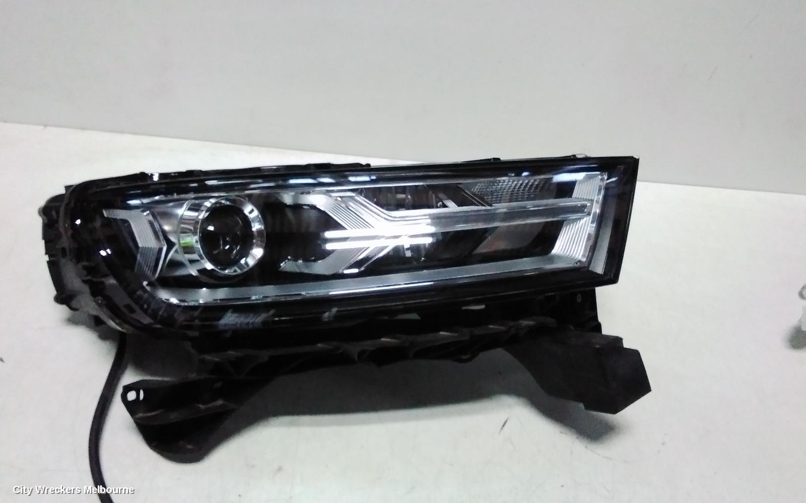 AUDI Q7 RIGHT HEADLAMP, 4M, LED, NON MATRIX TYPE, 09/2015 - 03/2020 - Image 3