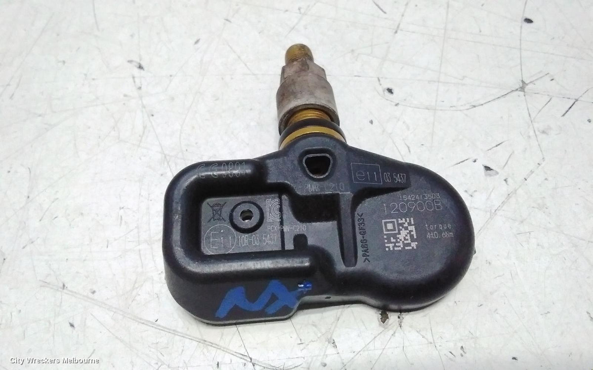 LEXUS NX, AGZ/AYZ 02/2014 - 12/2021, 10R035437 TYRE PRESSURE: 151652 - Image 1