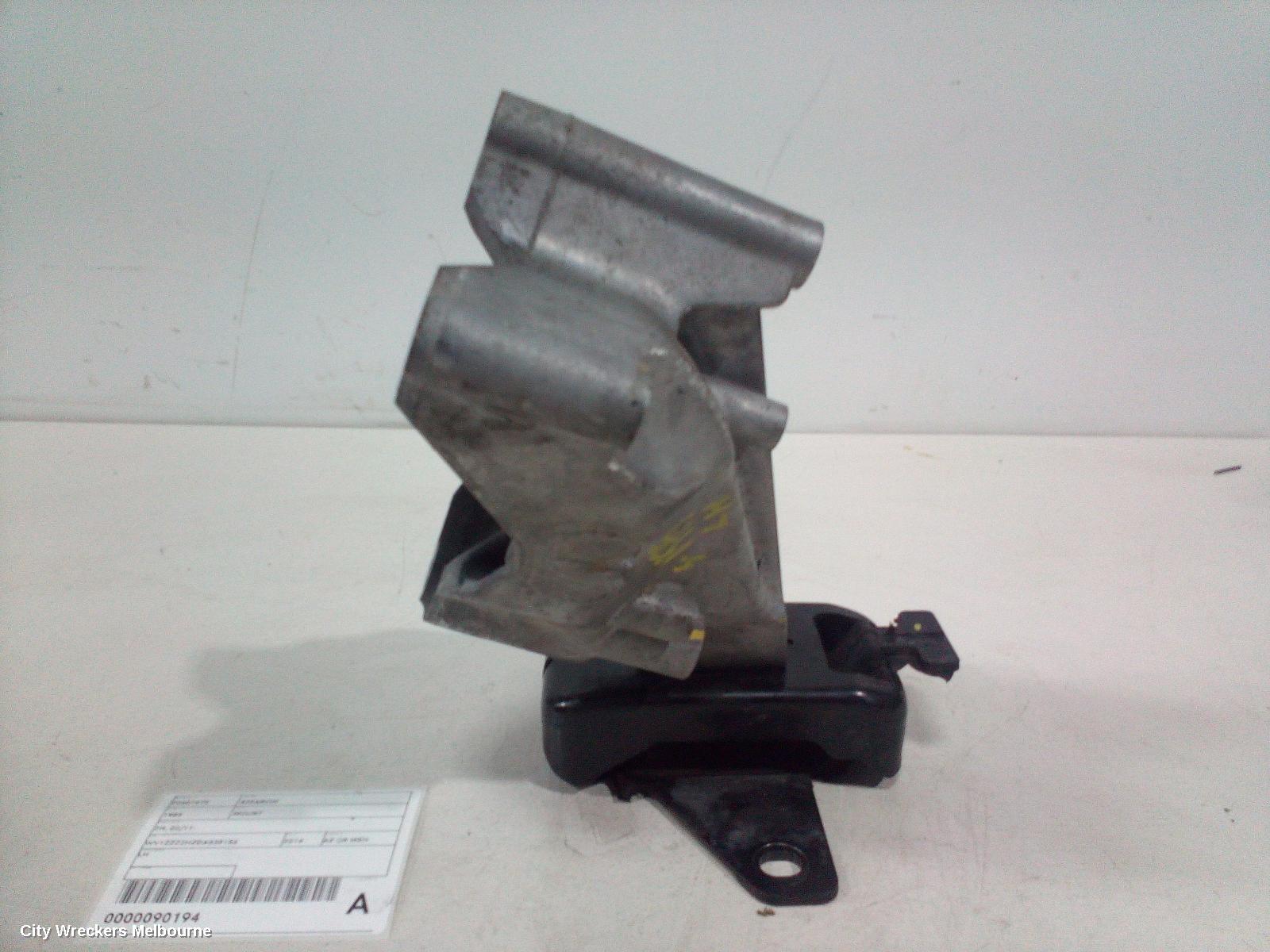 VOLKSWAGEN AMAROK MOUNT, ENGINE MOUNT (LH SIDE), DIESEL, 2.0, TWIN TURBO, 2H, CDCA/CNEA/CSHA CODE, 10/2010 - 09/2022 - Image 3