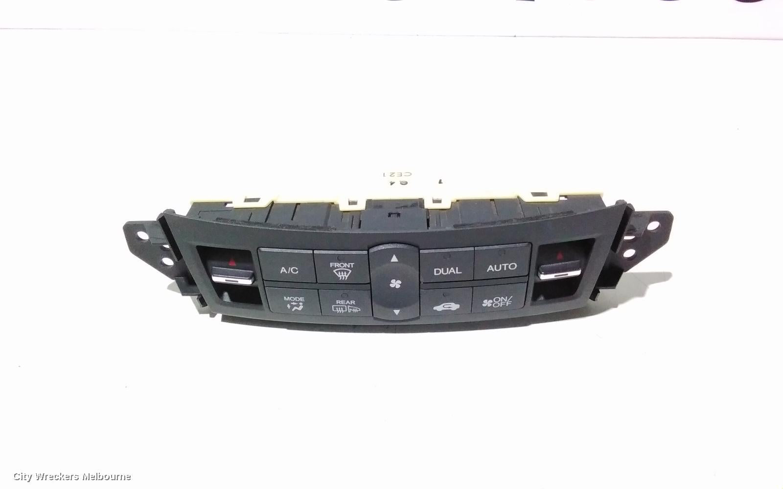 HONDA ACCORD HEATER/AC CONTROLS, 8TH GEN, EURO (VIN JHMCU), 06/2008 - 12/2015 - Image 2