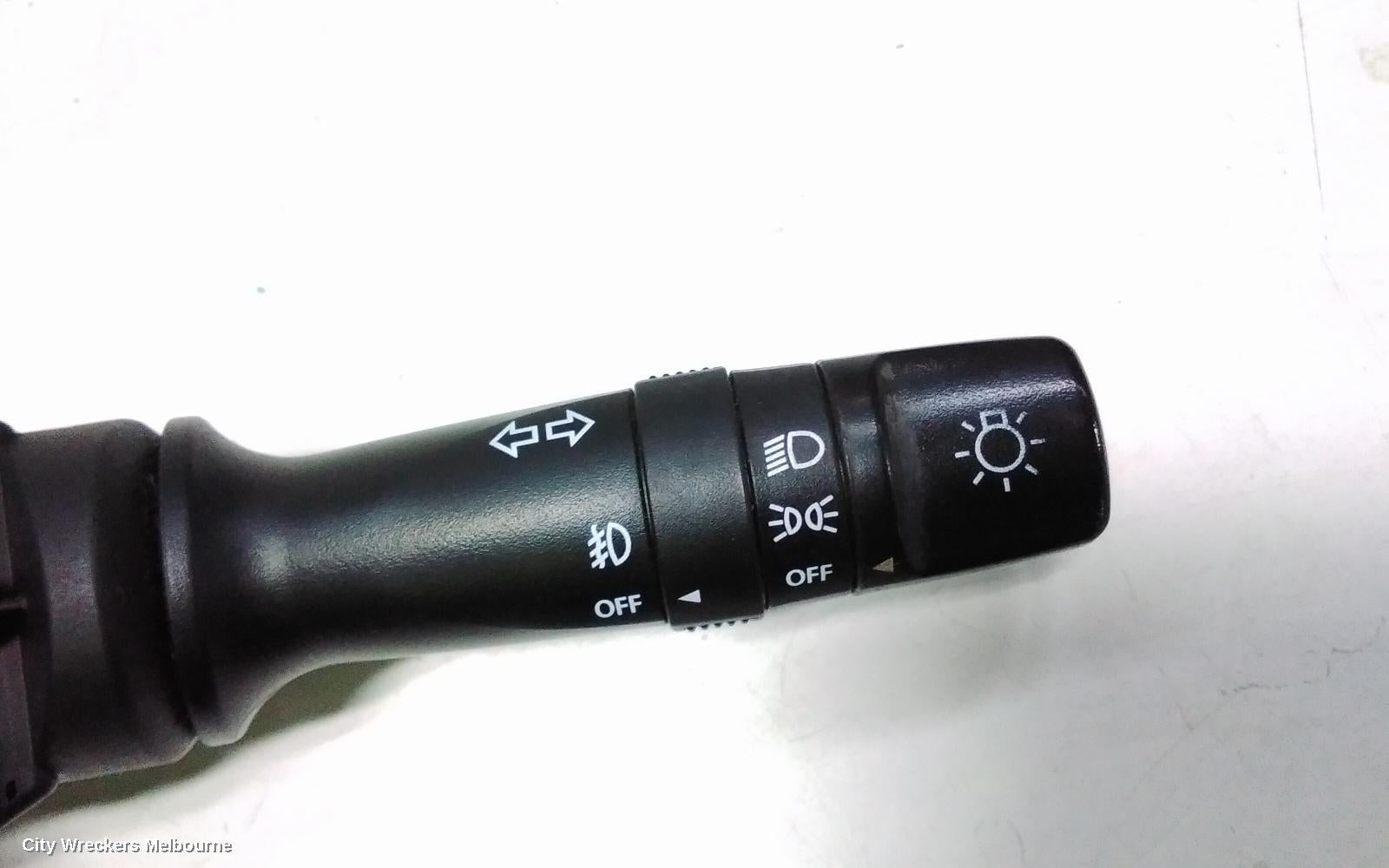 HYUNDAI I30 COMBINATION SWITCH, FLASHER SWITCH, W/ FOGLAMP TYPE, (VIN KMHD), GD, 03/2012 - 02/2017 - Image 3