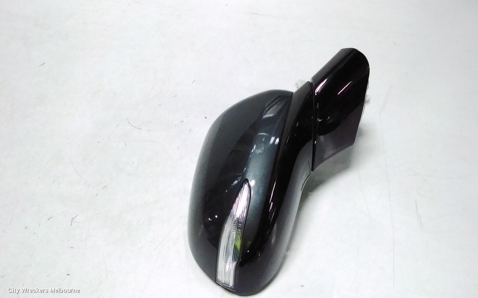 HYUNDAI SANTA FE RIGHT DOOR MIRROR, TM, ACTIVE, MANUAL TYPE, 03/2018 - 09/2020 - Image 3