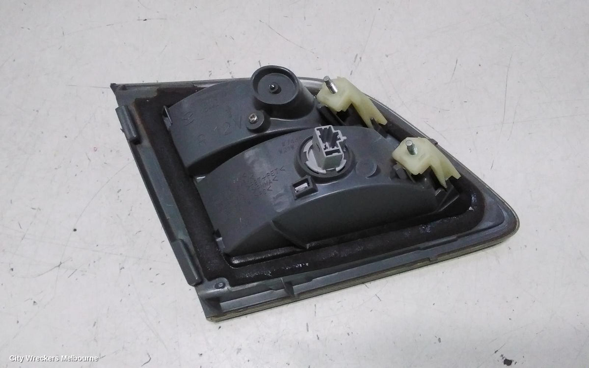 MAZDA CX9 REAR GARNISH, TAILGATE LAMP (RH SIDE), TB, 12/2007 - 06/2009 - Image 3