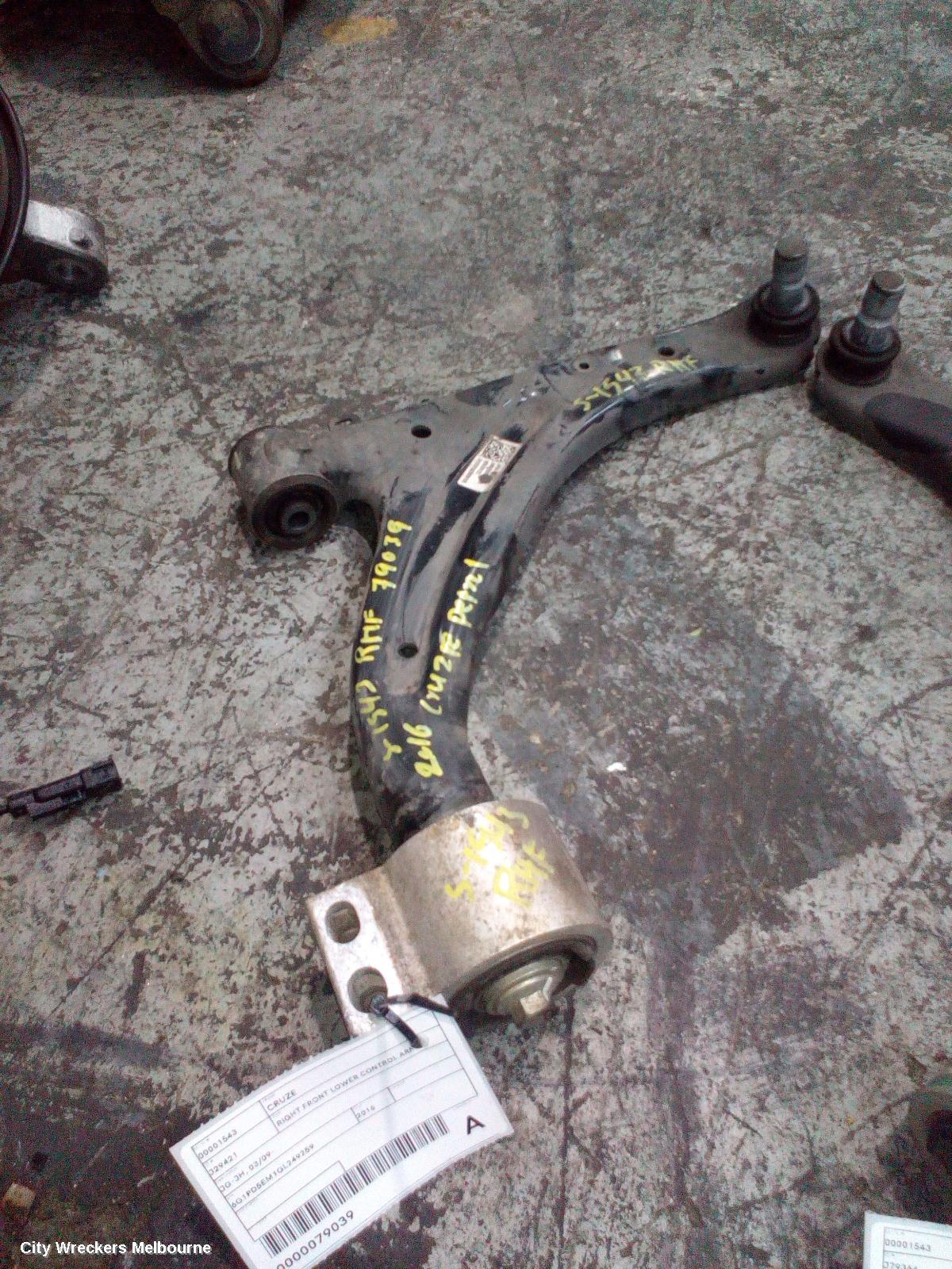 HOLDEN CRUZE RIGHT FRONT LOWER CONTROL ARM, JG-JH, 03/2009 ONWARDS - Image 2
