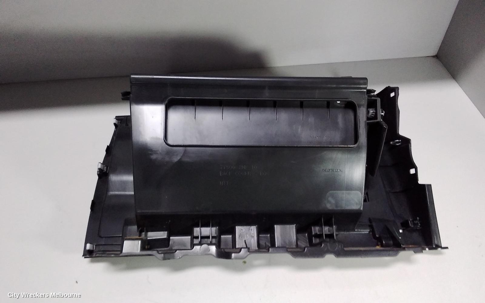 HONDA CRV GLOVE BOX, RW, 05/2017 - 08/2023 - Image 3