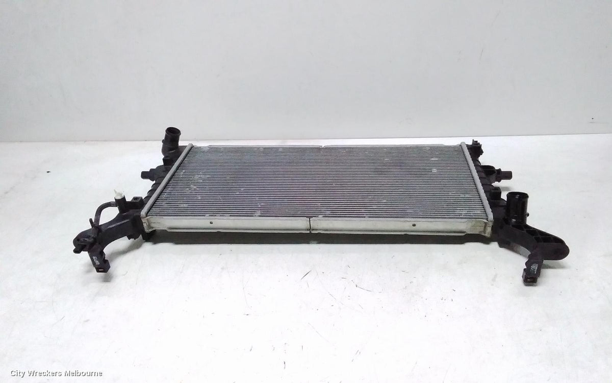 HYUNDAI I30 RADIATOR, AUTO, 1.6, PETROL, CN7, SEDAN (S.KOREA VIN KMHL), 08/2020 ONWARDS - Image 2