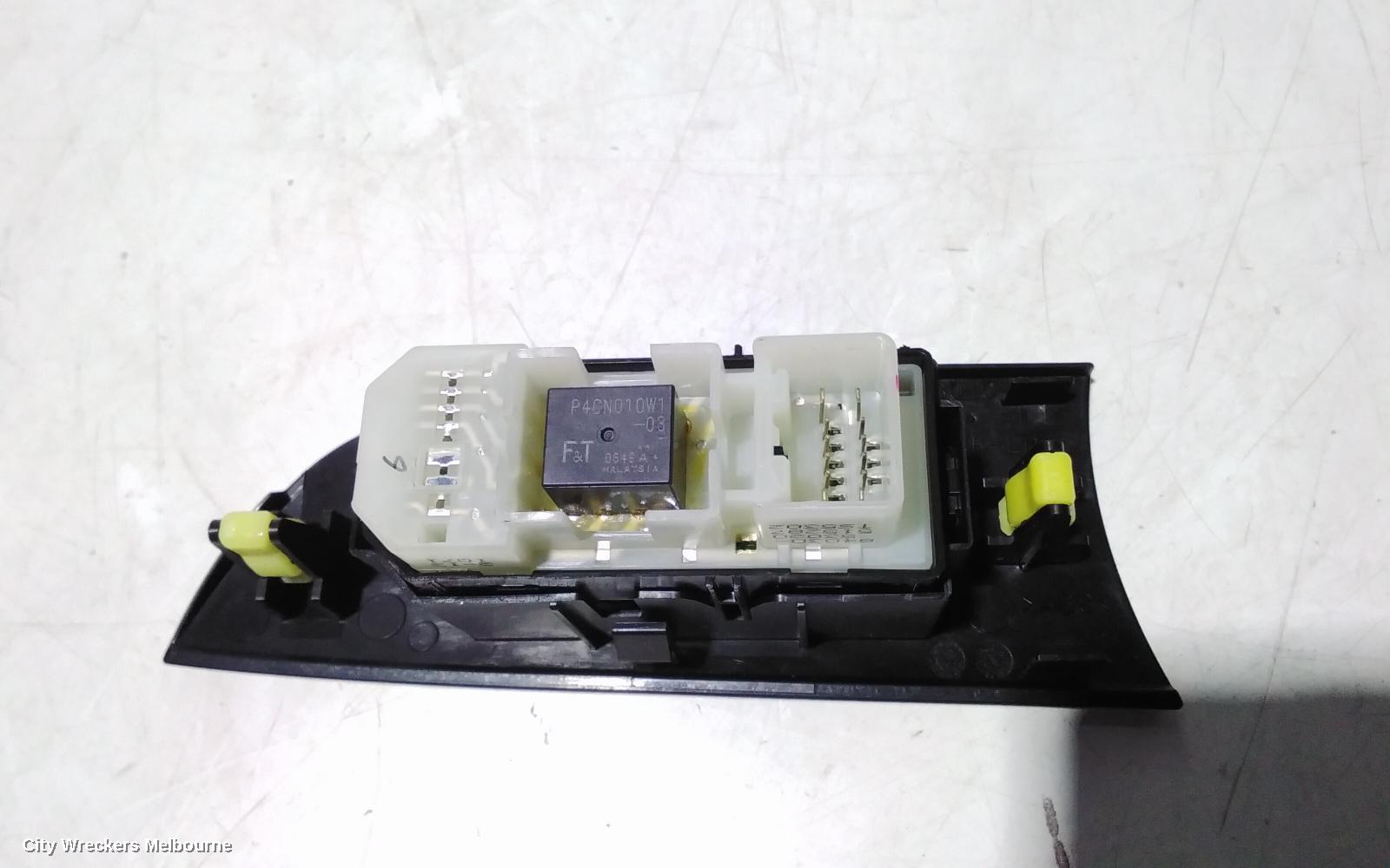 LEXUS IS250/IS250C PWR DR WIND SWITCH, IS250, LH REAR, SEDAN, GSE20R, 11/2005 - 09/2008 - Image 2