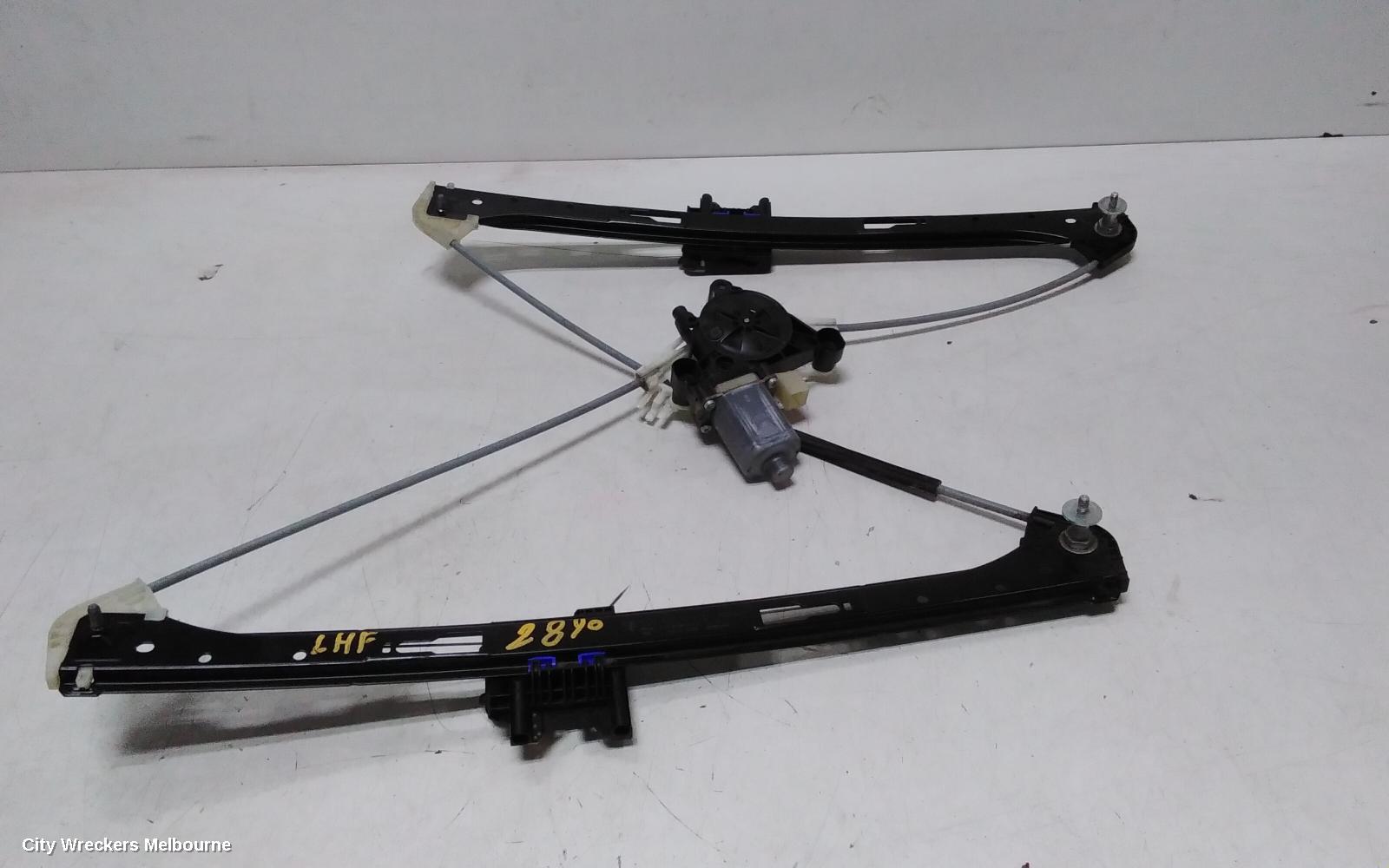 PORSCHE MACAN LEFT FRONT WINDOW REG/MOTOR, 95B, 06/2014 - 12/2025 - Image 2