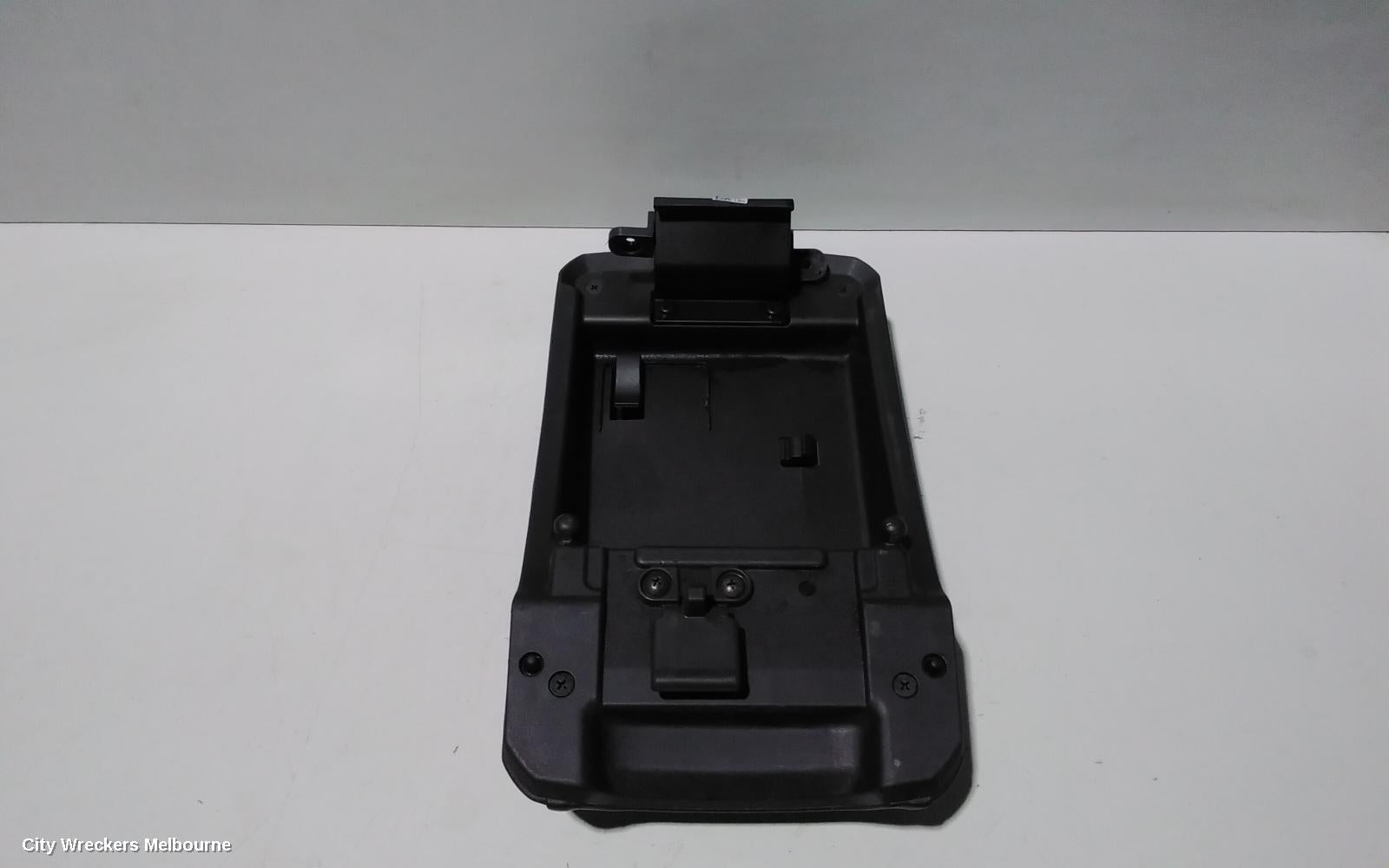 HOLDEN COLORADO CONSOLE, RG, CENTRE CONSOLE LID ONLY, LEATHER, BLACK, 06/2012 - 12/2020 - Image 3