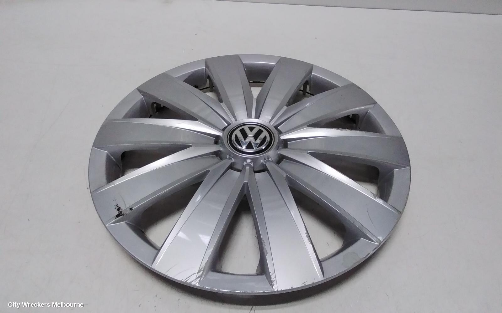 VOLKSWAGEN TRANSPORTER WHEEL COVER/HUB CAP, T6, 07/2015 - 08/2024 - Image 1