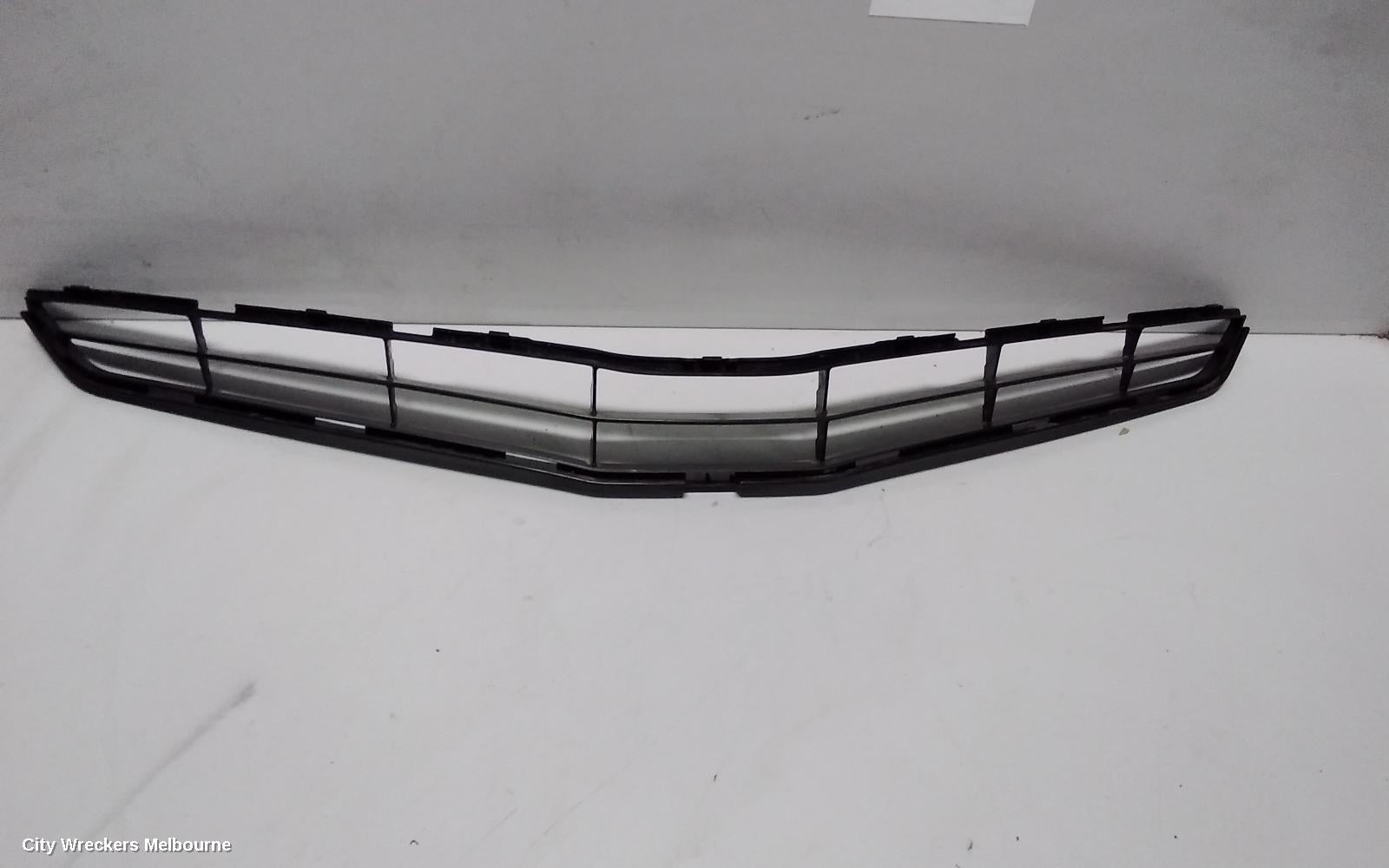 TOYOTA CAMRY GRILLE, RADIATOR GRILLE (LOWER), AHV40, HYBRID, 12/2009 - 11/2011 - Image 2