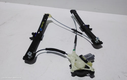AUDI A3 RIGHT FRONT WINDOW REG/MOTOR, 8V, 4DR SEDAN, 10/2013 - 10/2020 - Image 1