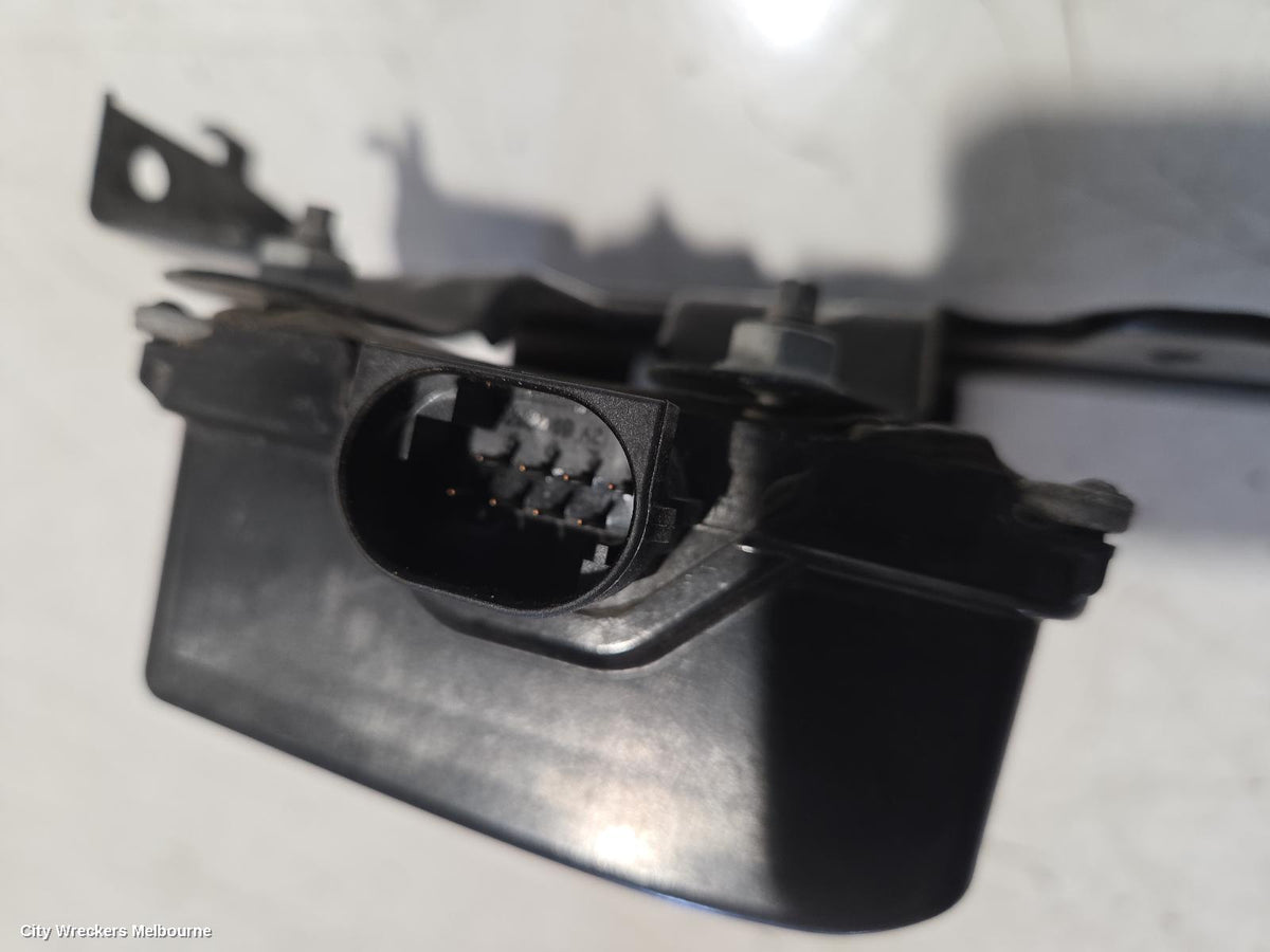 MERCEDES GLS CLASS REVERSE CAMERA, X166, FRONT RADAR SENSOR (GRILLE MOUNTED), 01/2016 - 07/2019 - Image 2